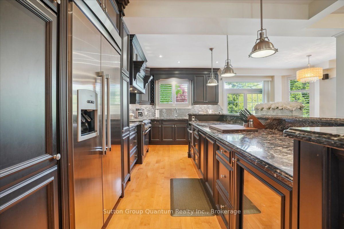 2477 Longridge Crescent Property Photo 11