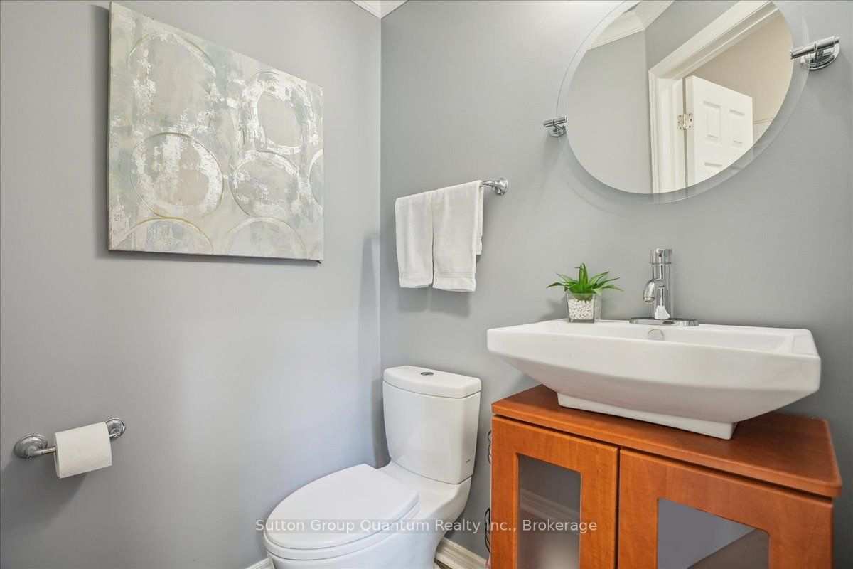2477 Longridge Crescent Property Photo 15