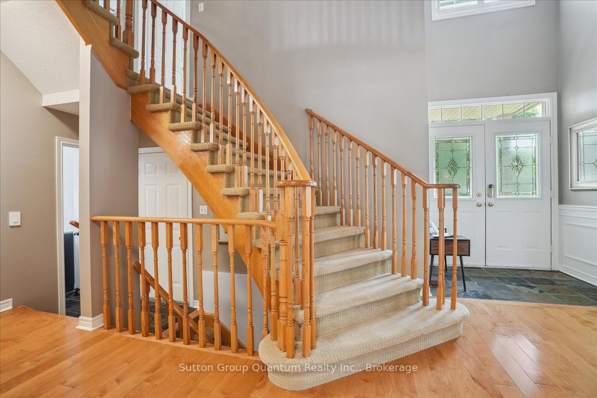 2477 Longridge Crescent Property Photo 17