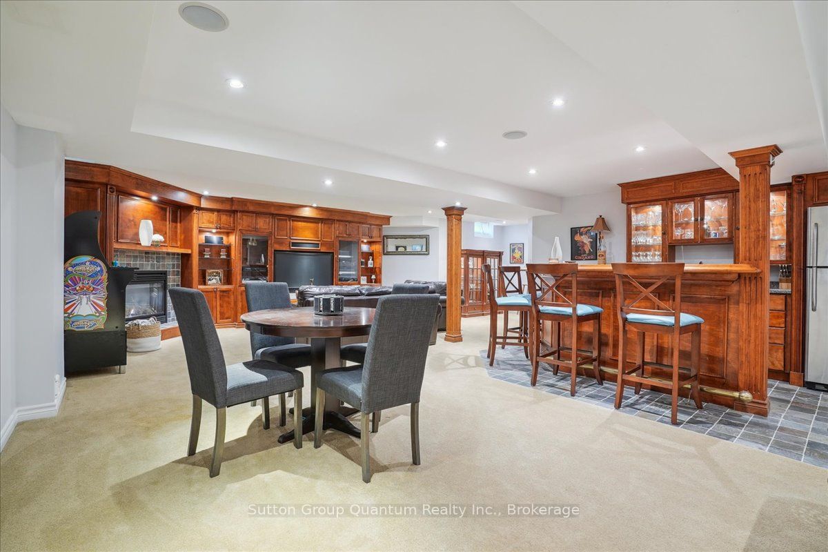 2477 Longridge Crescent Property Photo 31
