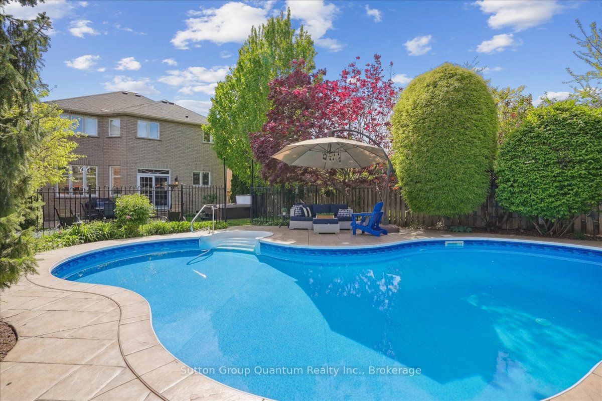 2477 Longridge Crescent Property Photo 38