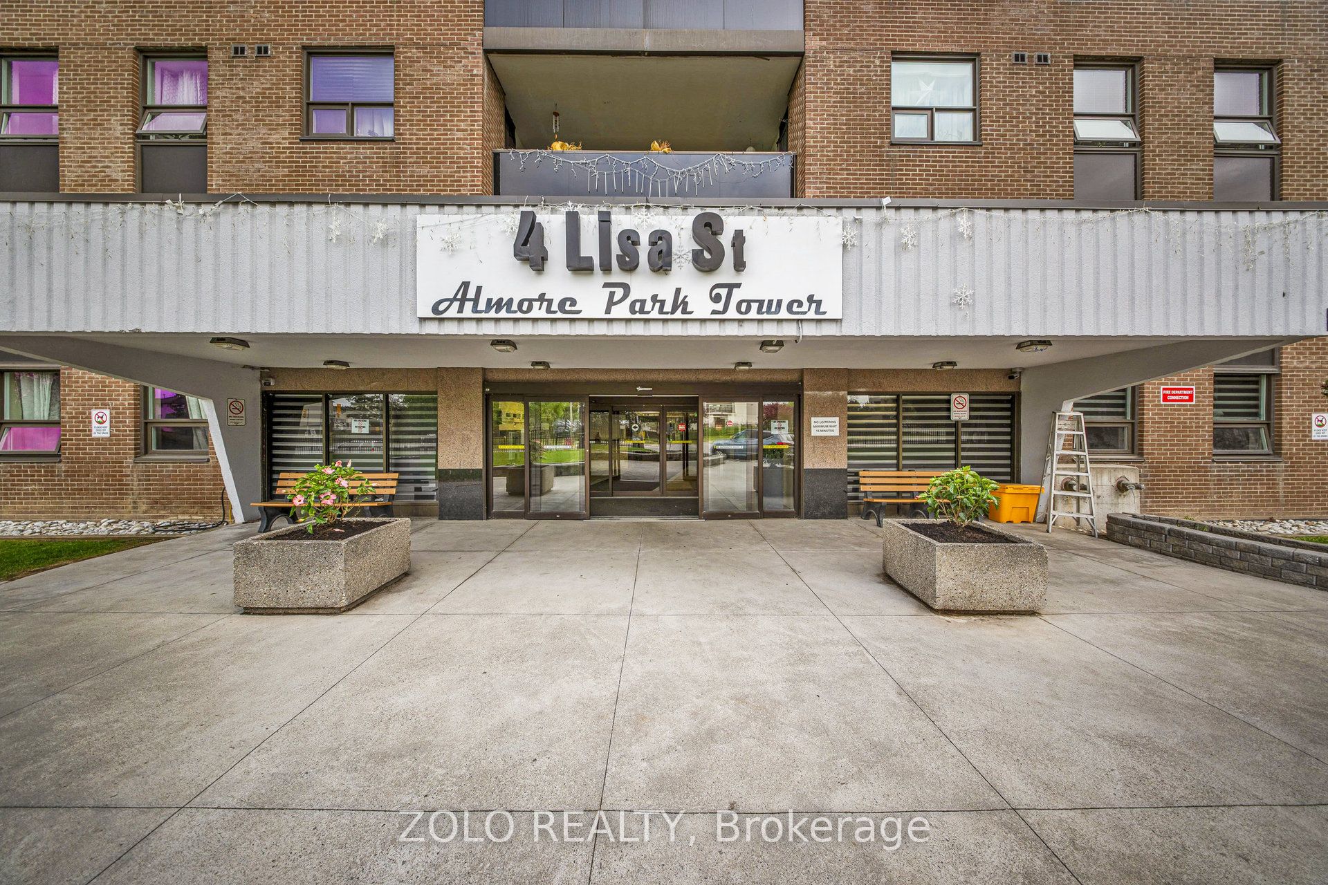 #901 - 4 Lisa Street Property Photo 1