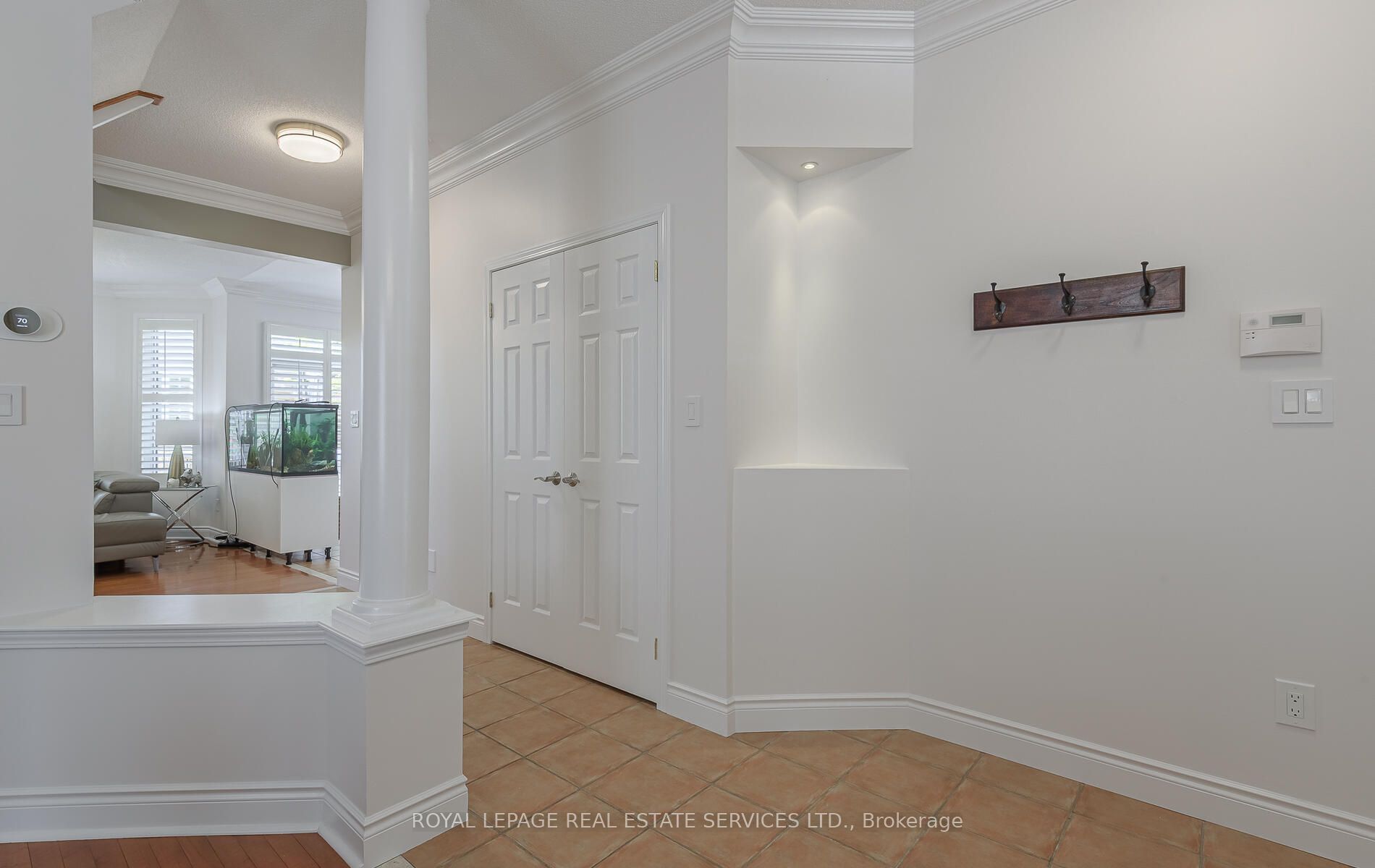 5651 Roseville Court Property Photo 10