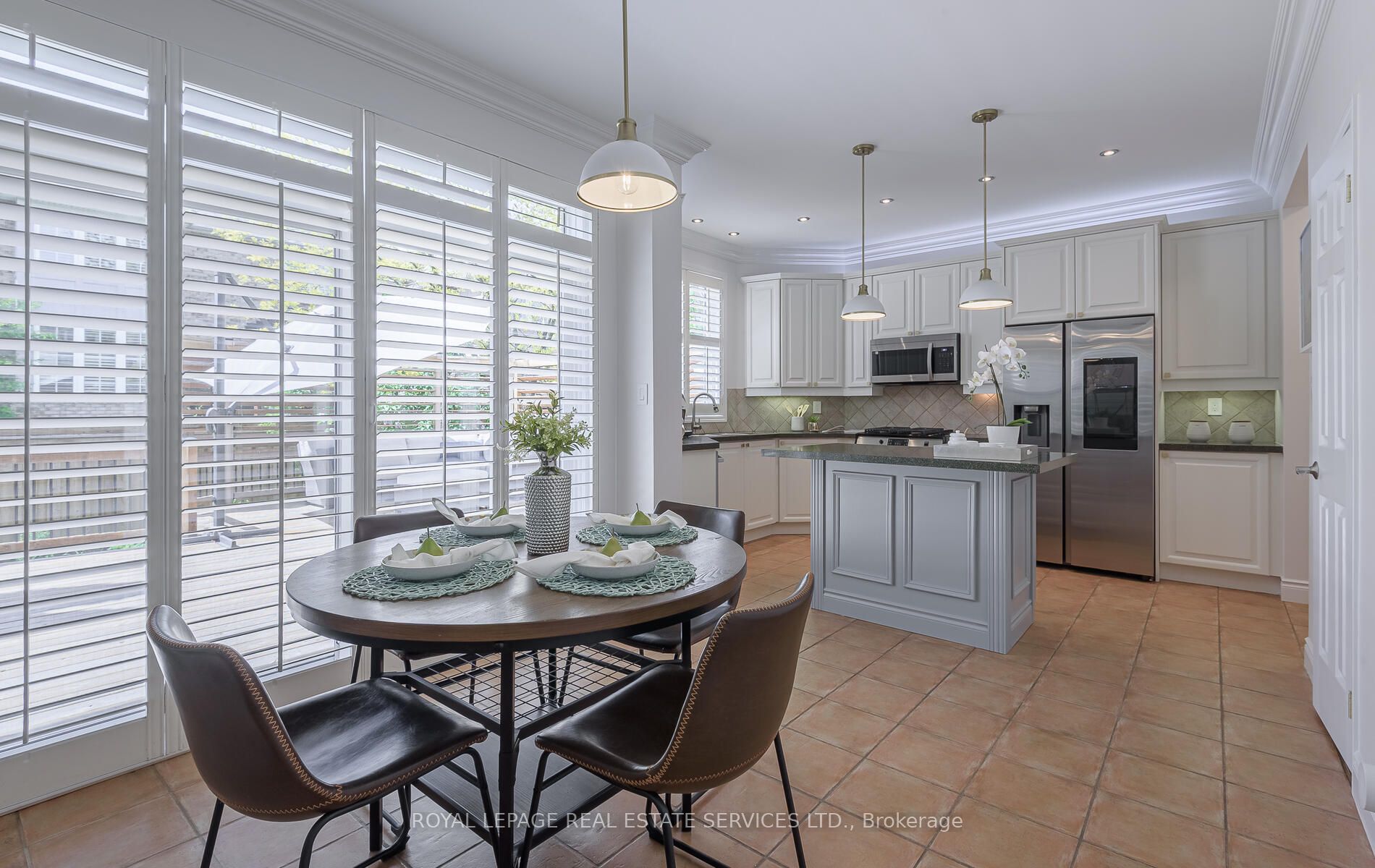 5651 Roseville Court Property Photo 17