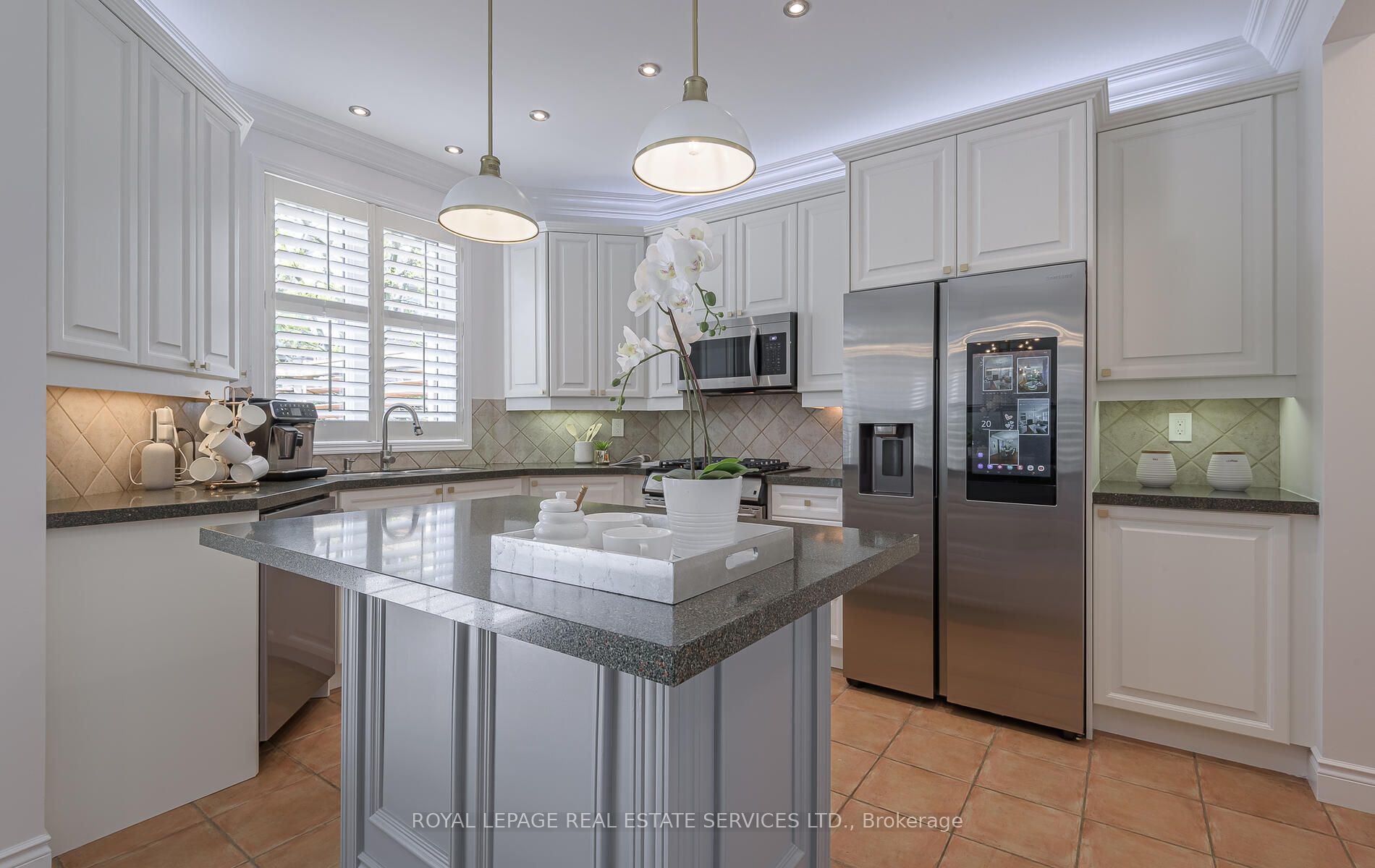 5651 Roseville Court Property Photo 19