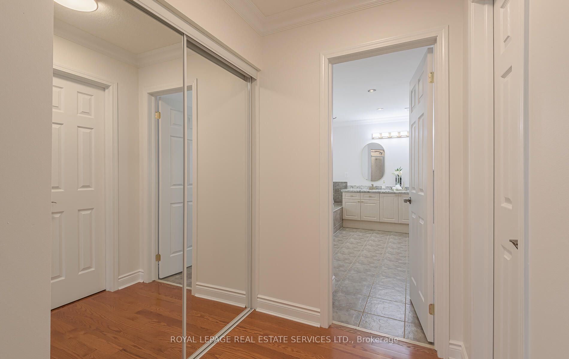 5651 Roseville Court Property Photo 33