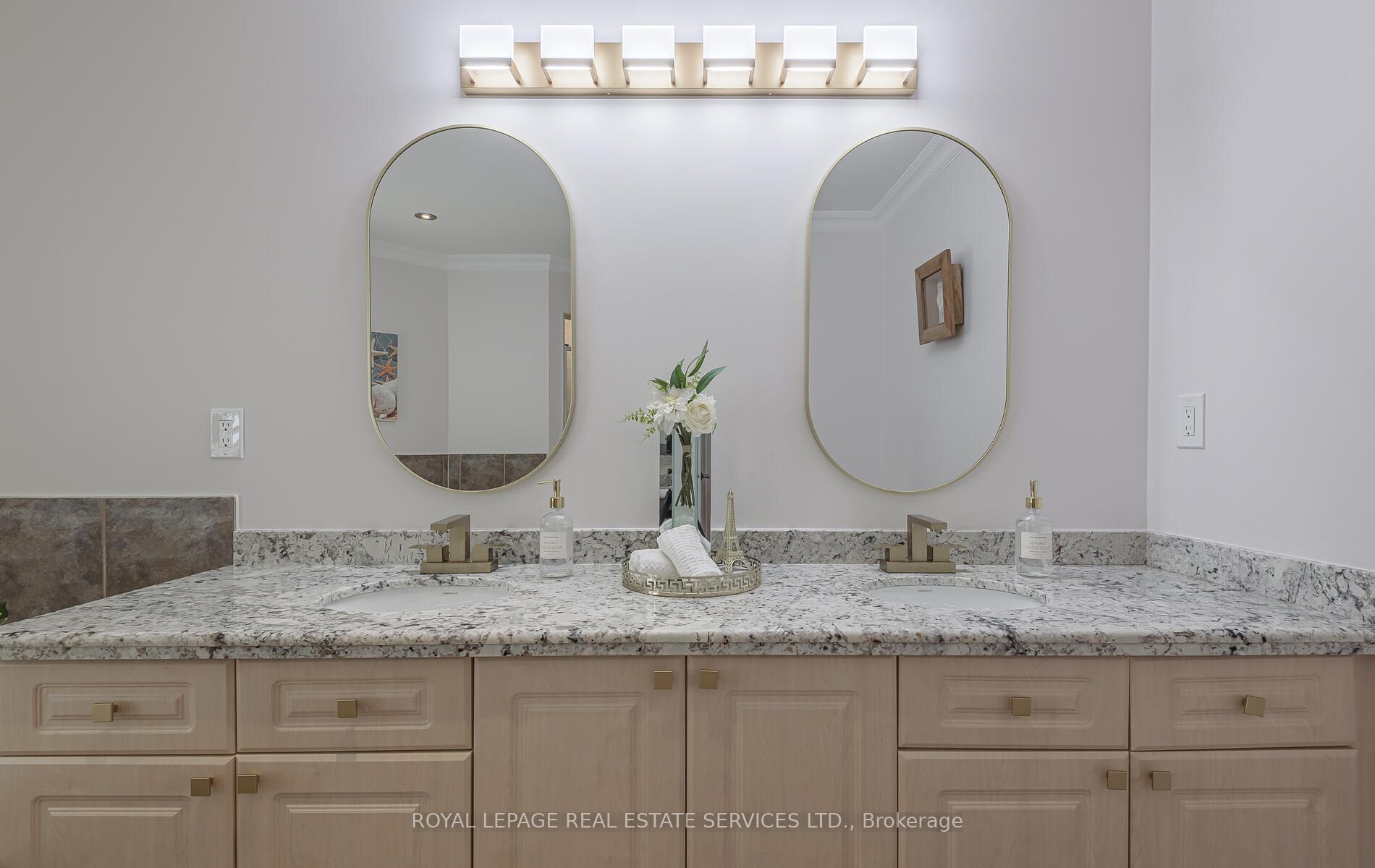 5651 Roseville Court Property Photo 35