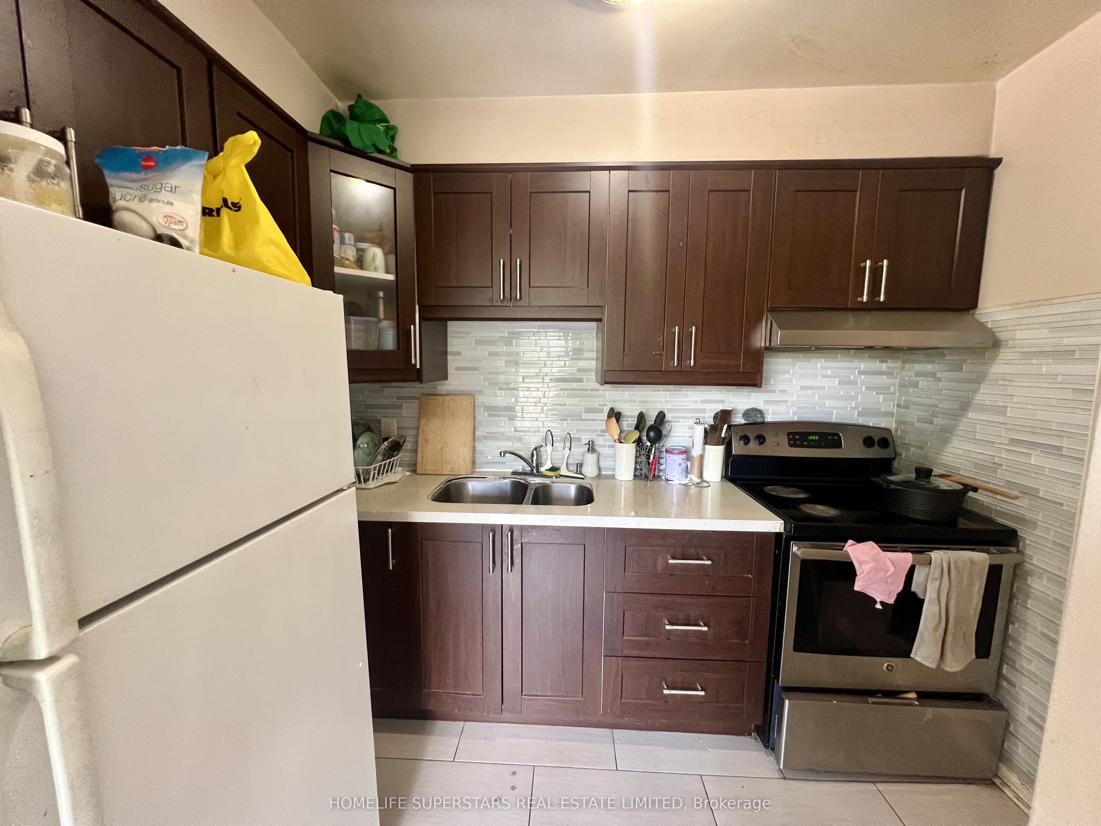 3282 Lakeshore Boulevard W Property Photo 21