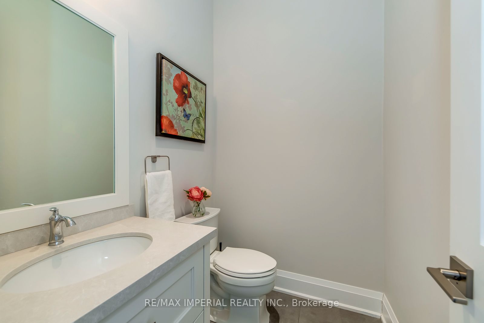 105 Eaglewood Boulevard Property Photo 25
