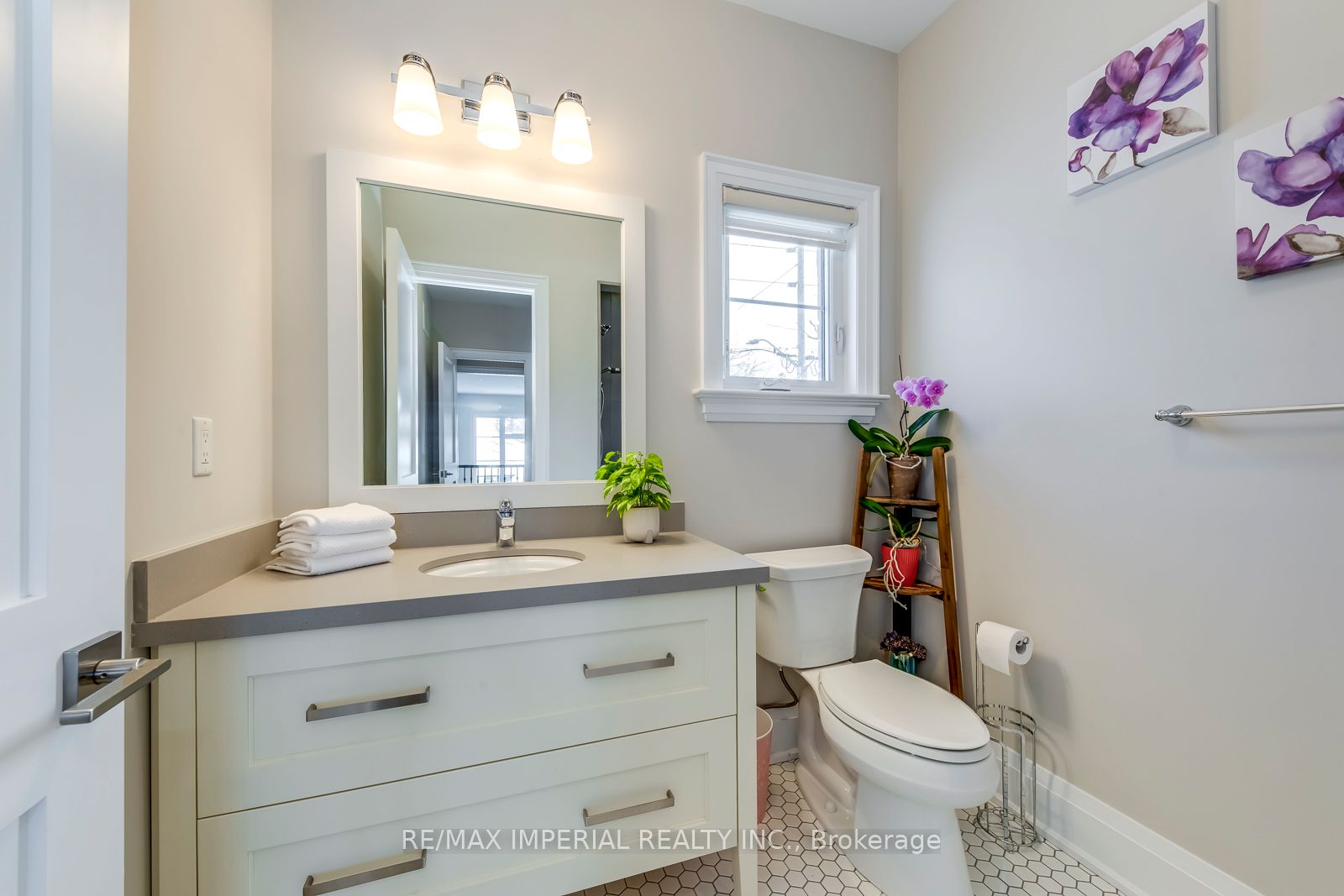 105 Eaglewood Boulevard Property Photo 37