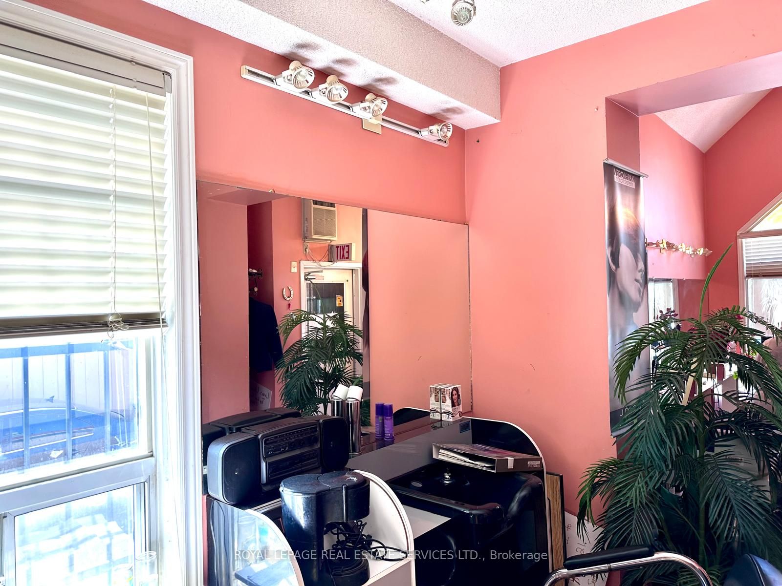 #main Floor - 39 South Station Street Property Photo 4