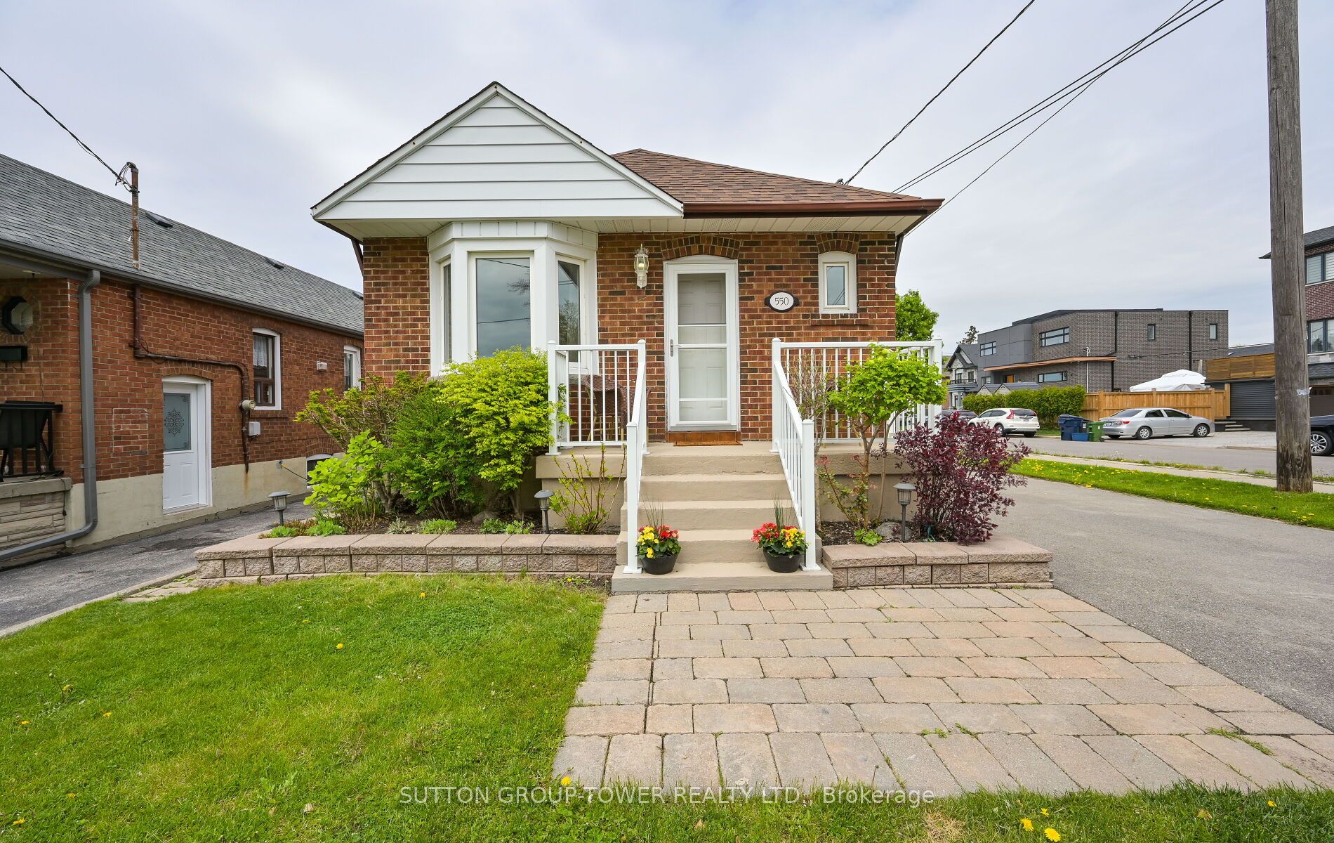550 Glen Park Avenue Property Photo 1