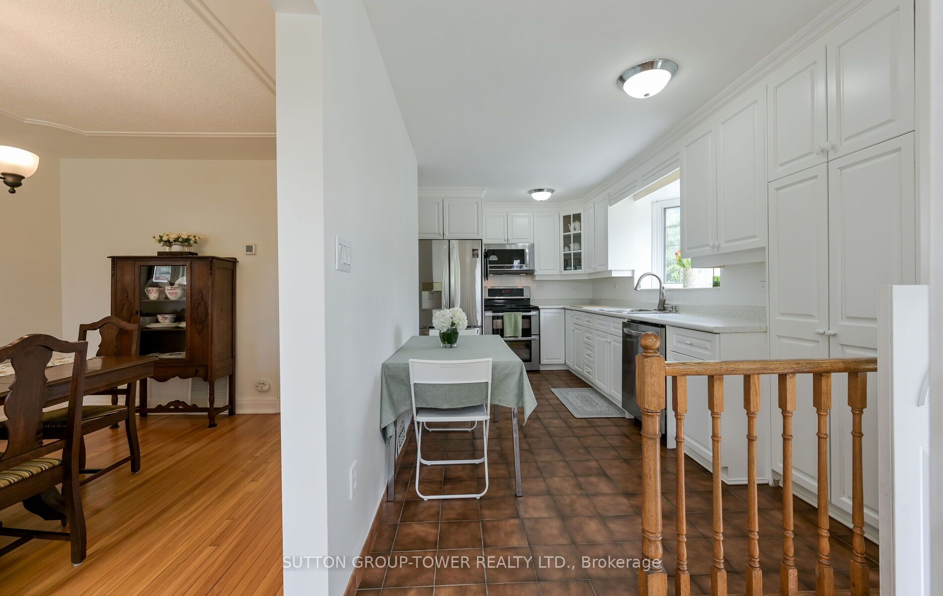 550 Glen Park Avenue Property Photo 6