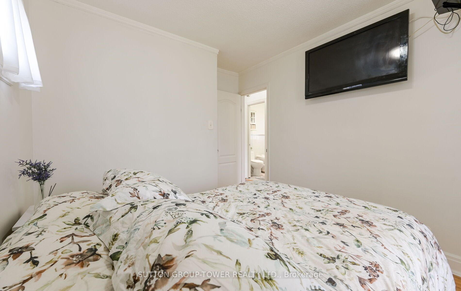 550 Glen Park Avenue Property Photo 22