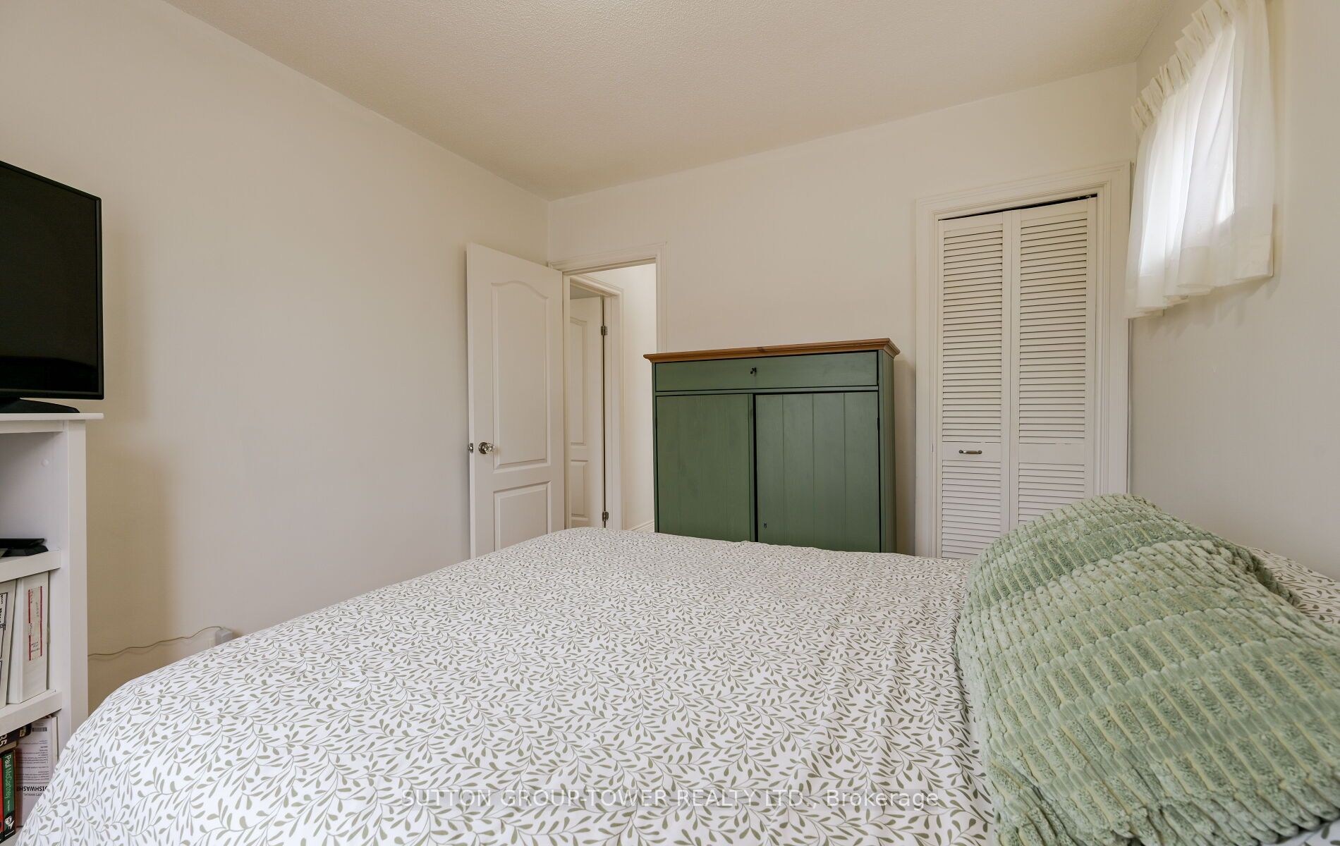 550 Glen Park Avenue Property Photo 24