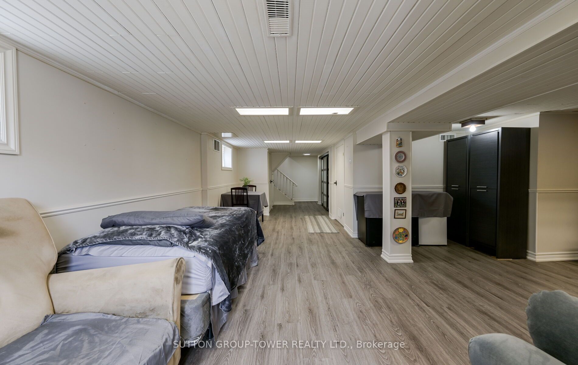 550 Glen Park Avenue Property Photo 34