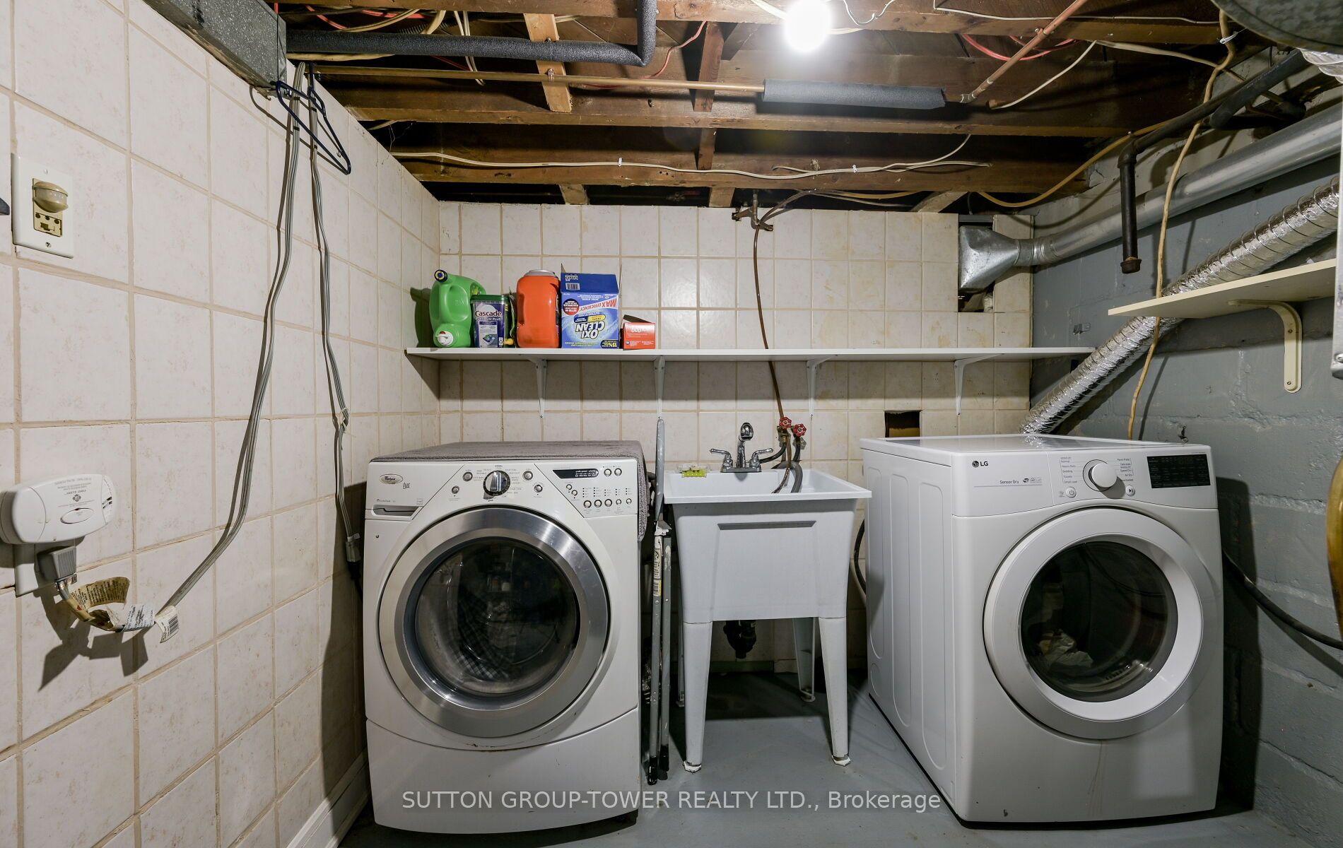 550 Glen Park Avenue Property Photo 40