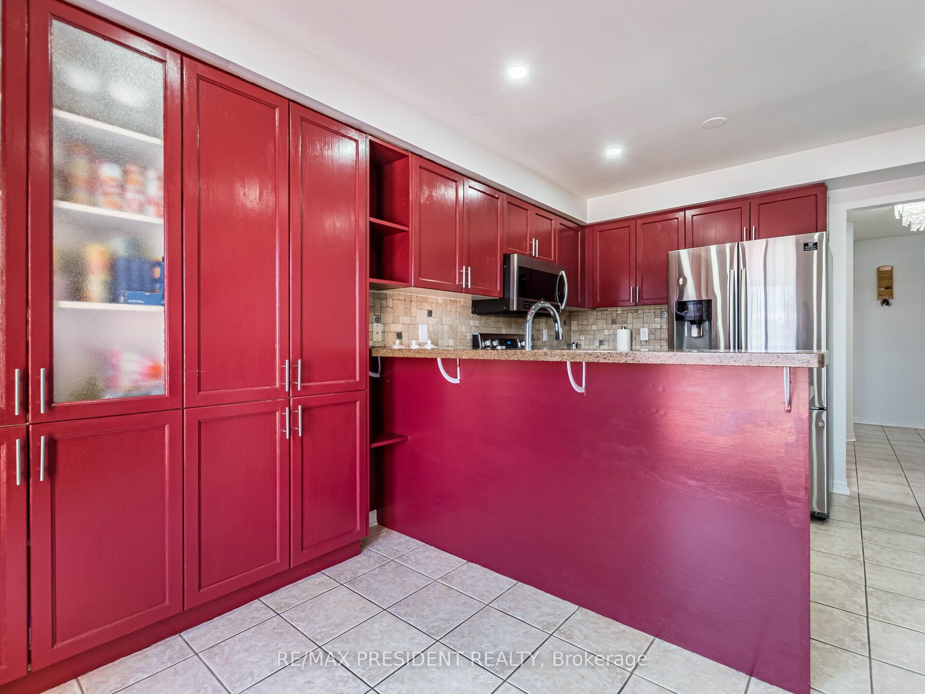 36 Prince Crescent Property Photo 8