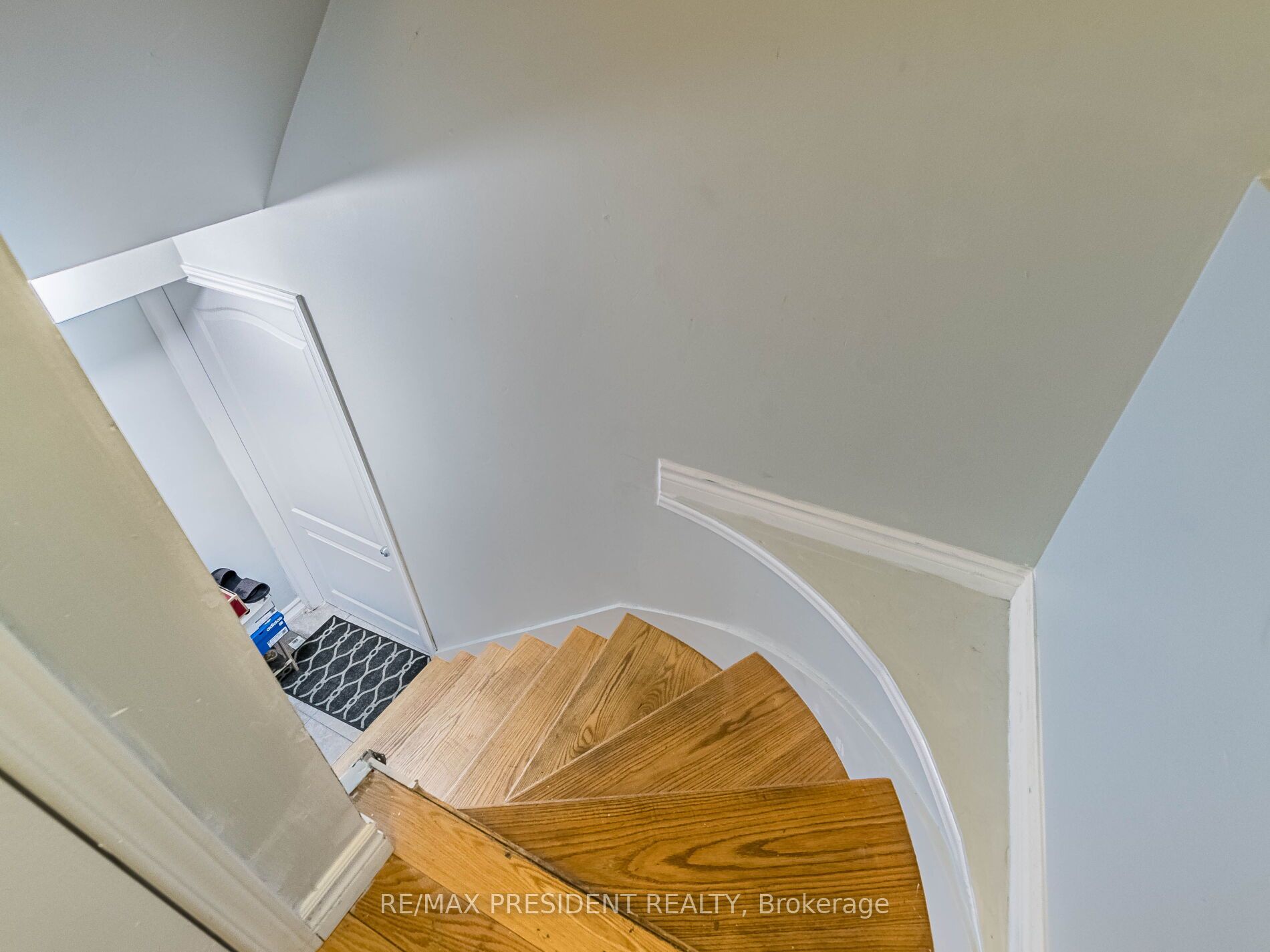 36 Prince Crescent Property Photo 25