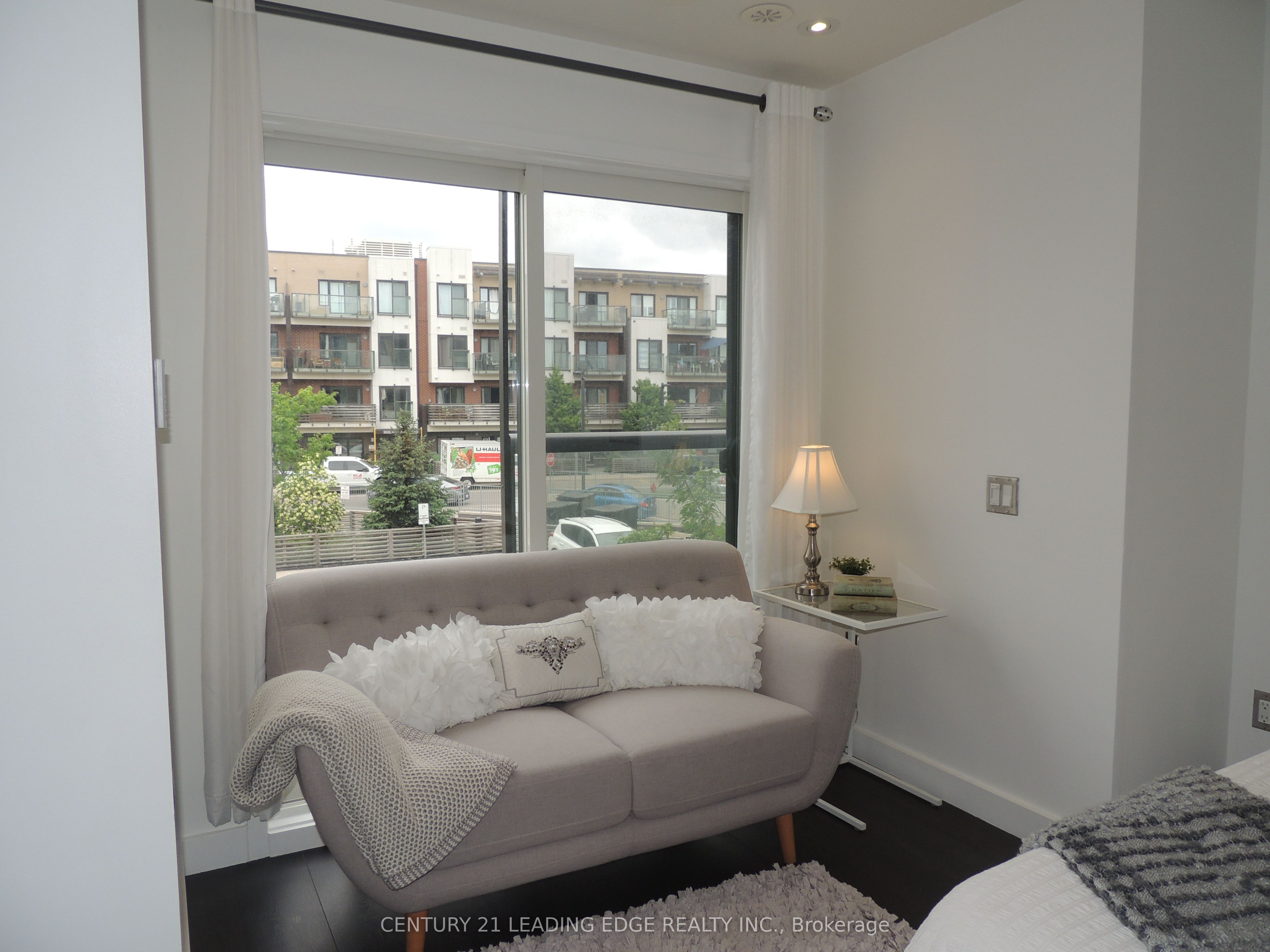#214 - 5005 Harvard Road Property Photo 11