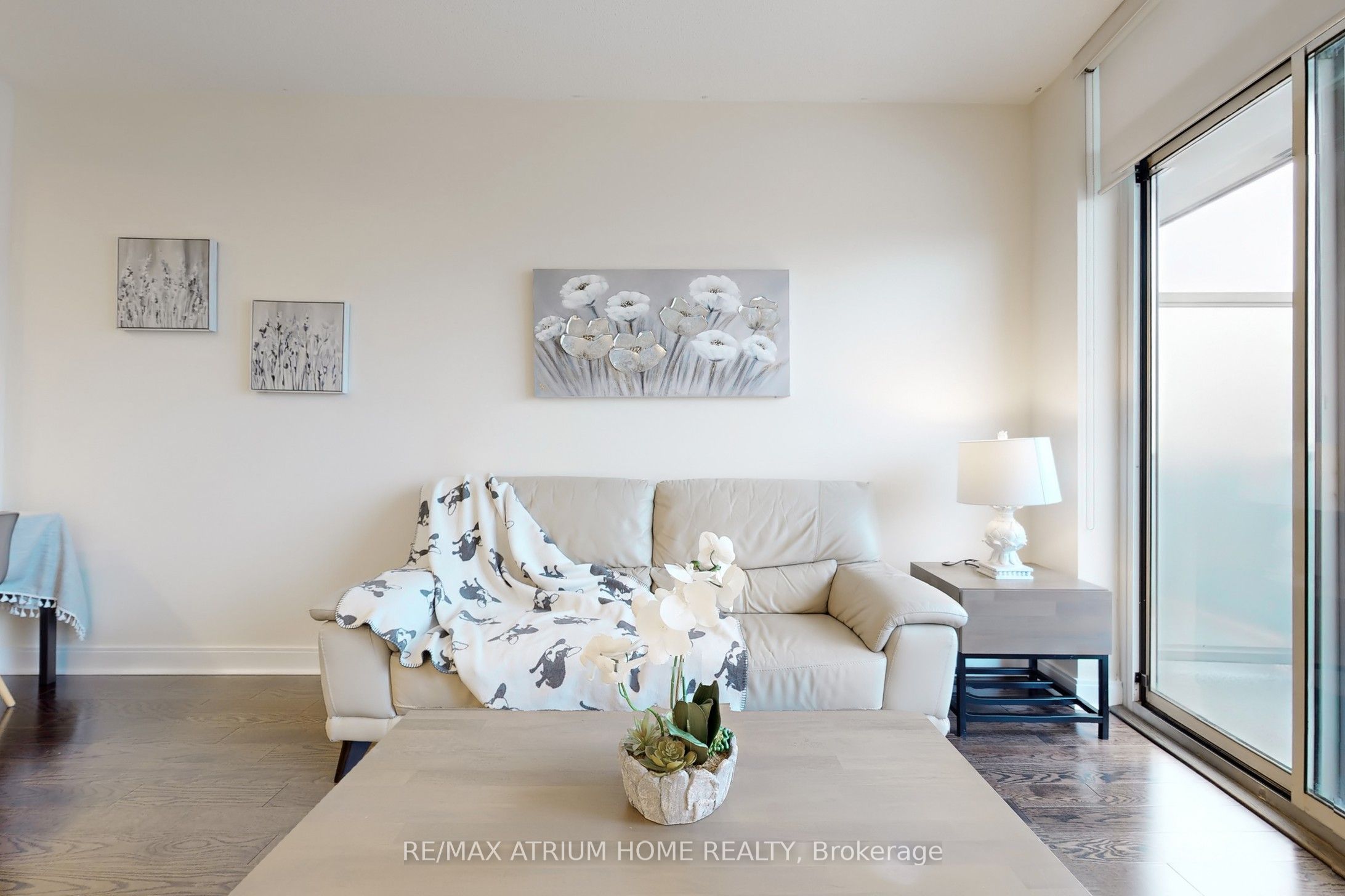 #1808 - 80 Absolute Avenue Property Photo 5