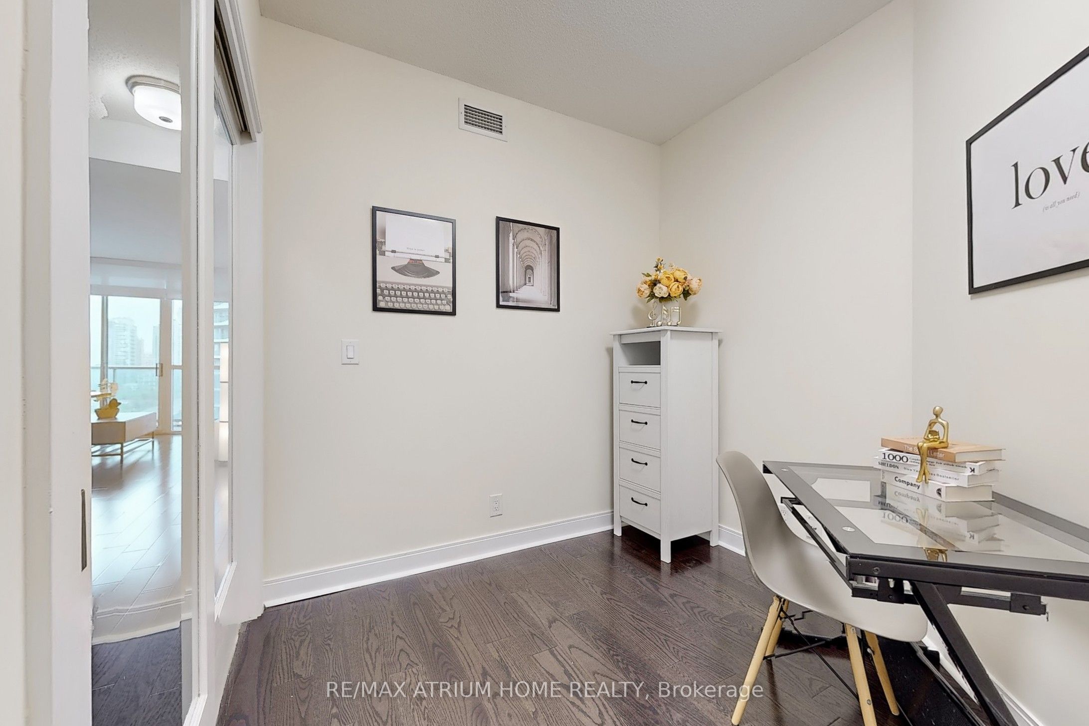 #1808 - 80 Absolute Avenue Property Photo 11
