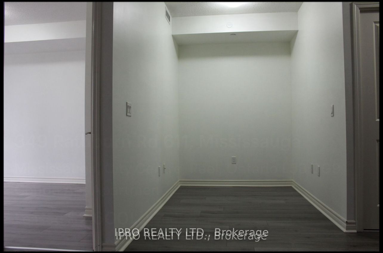 #611 - 349 Rathburn Road Property Photo 11