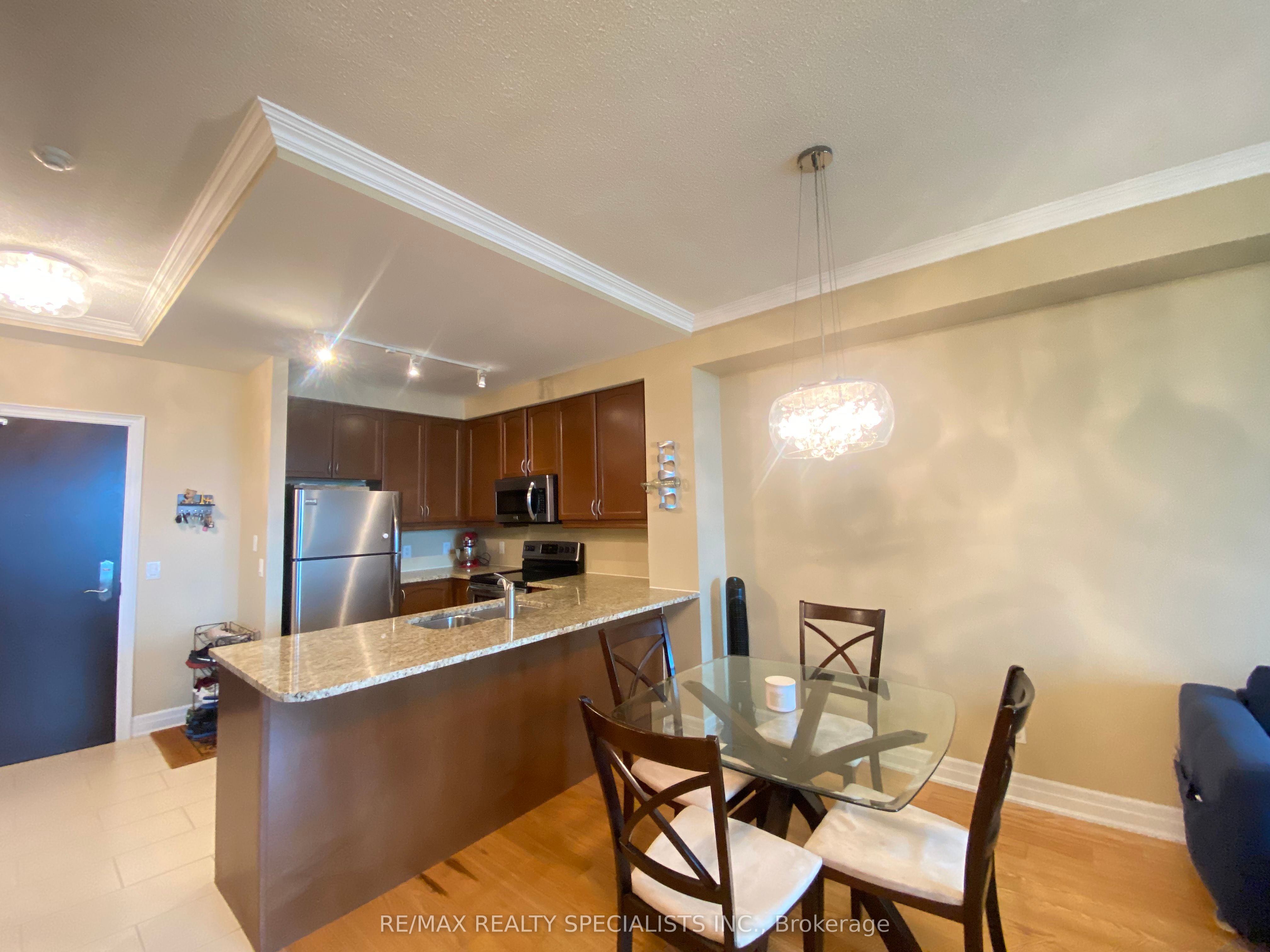 100 John Street 2307 Property Photo 7