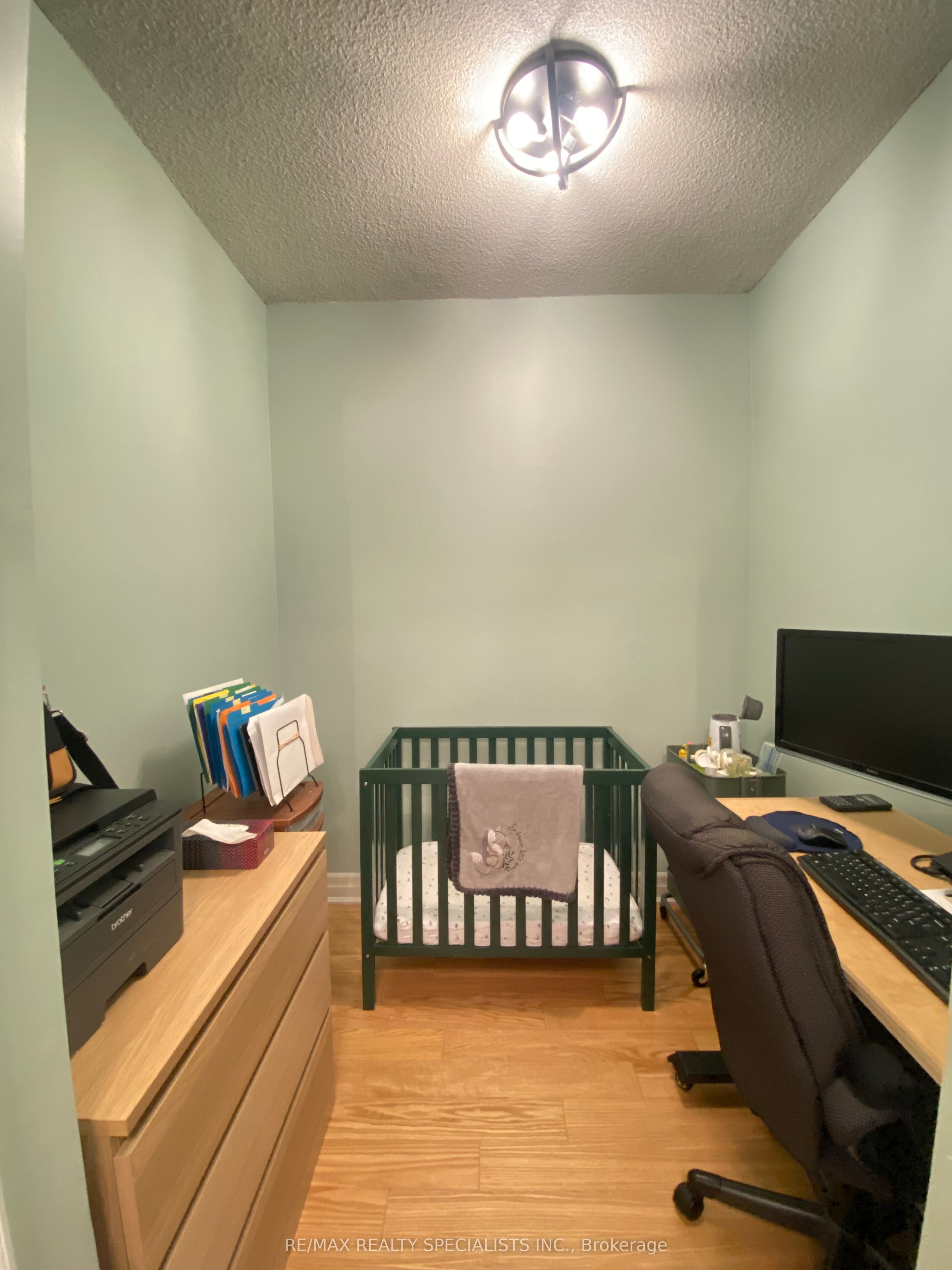100 John Street 2307 Property Photo 13