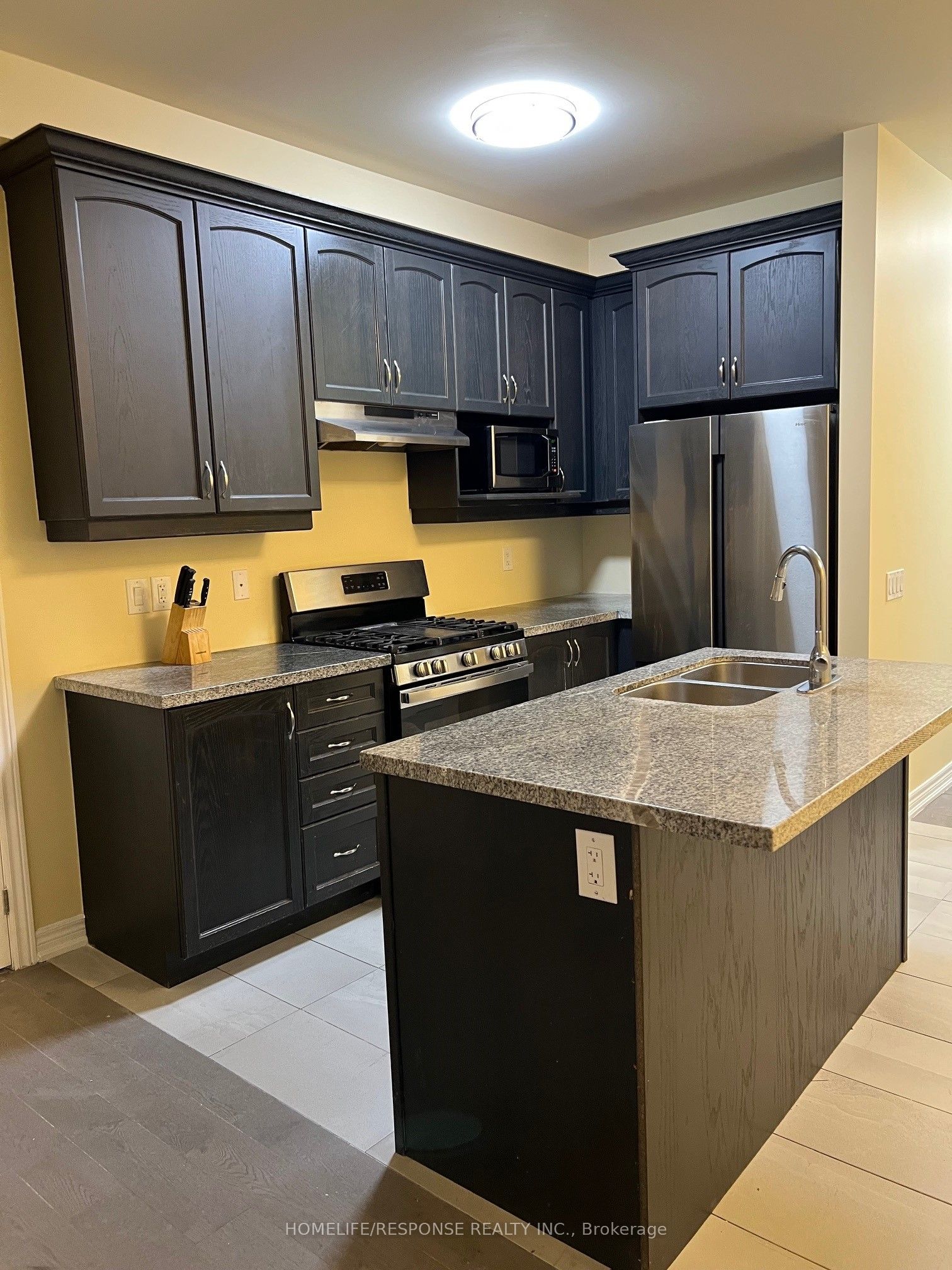 18 Fresnel Road Property Photo 8