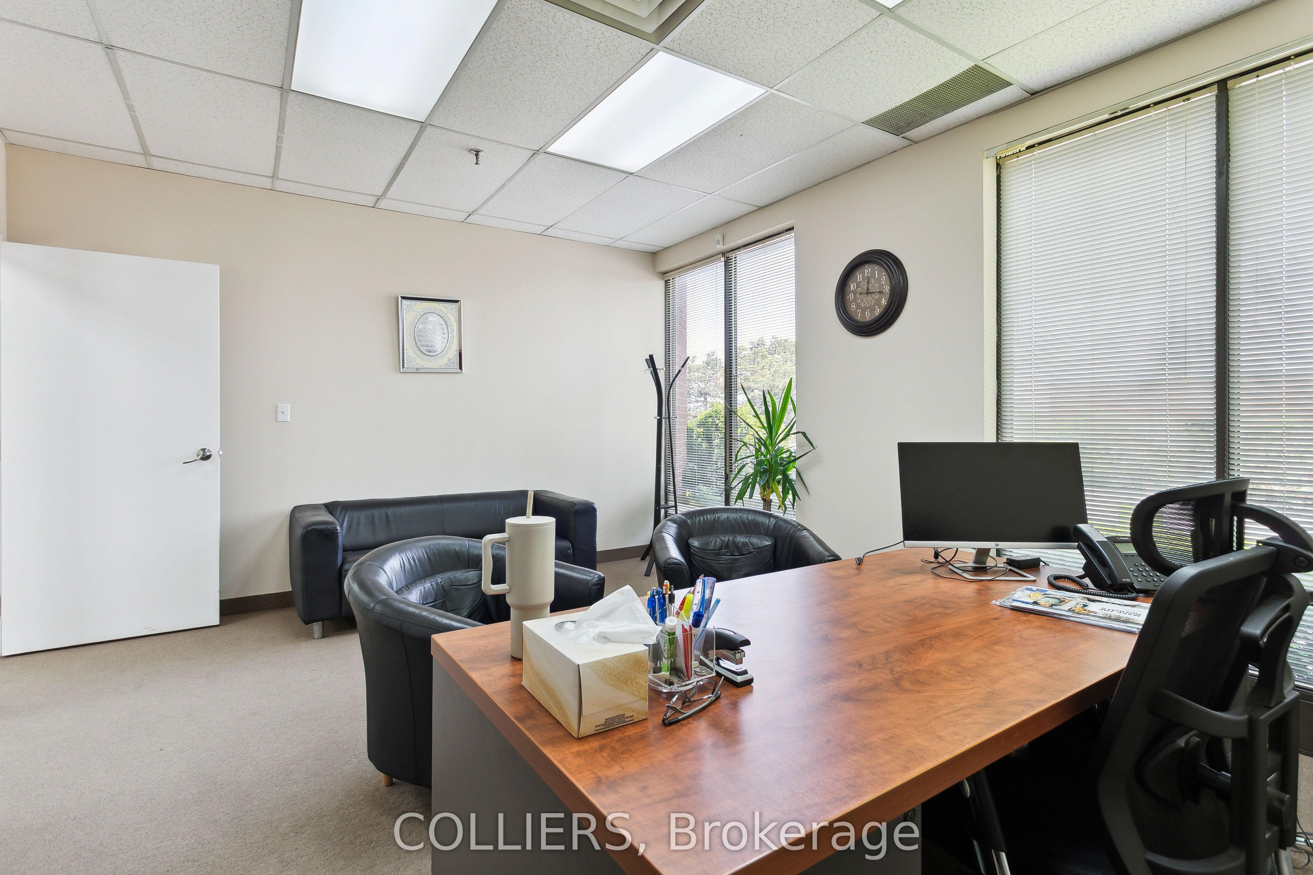 1040 Jayson Ct Property Photo 6