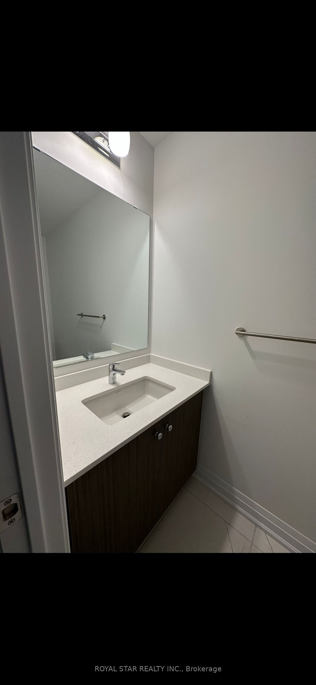 95 Attmar Drive 314 Property Photo 5