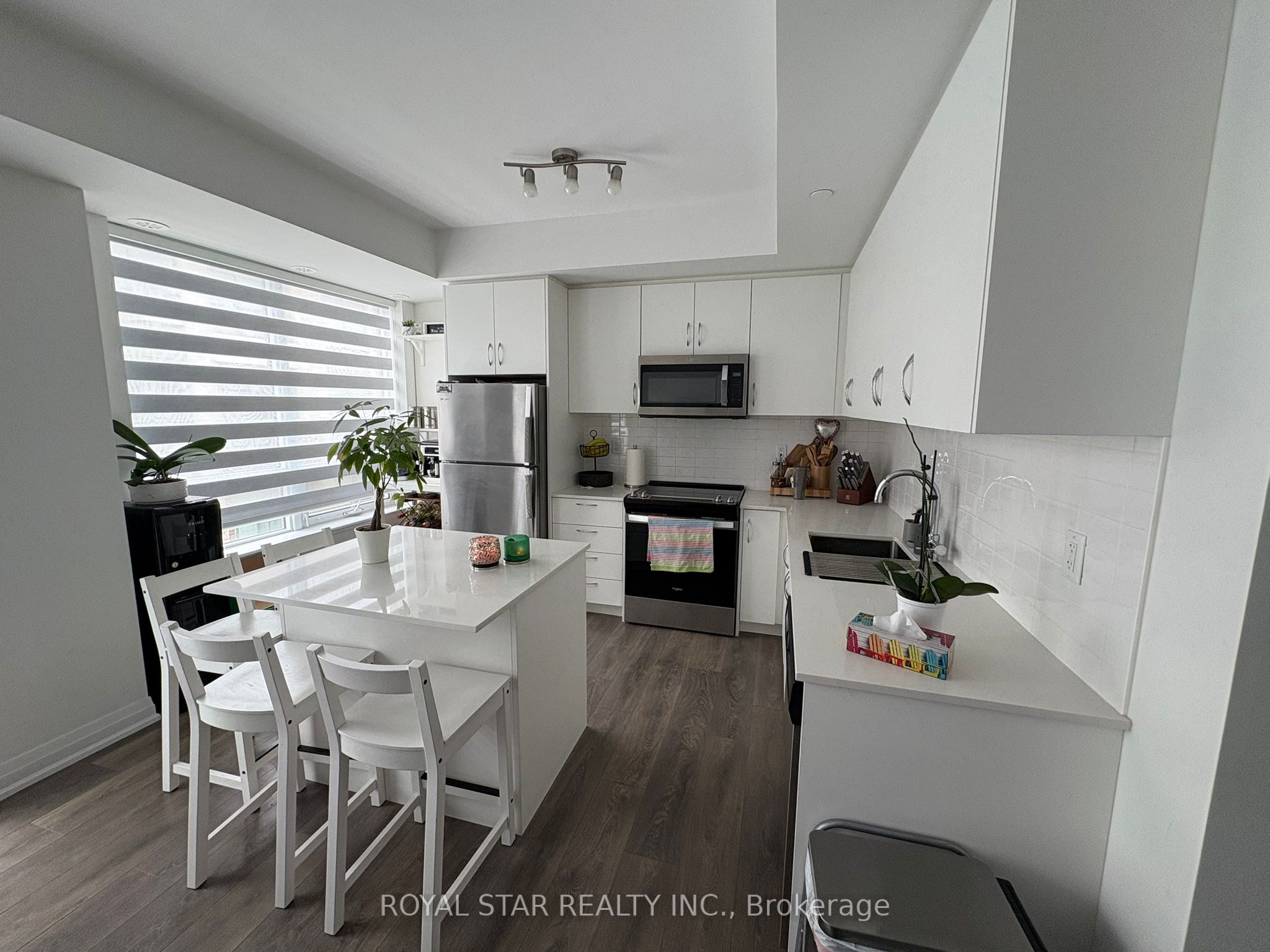 95 Attmar Drive 314 Property Photo 12