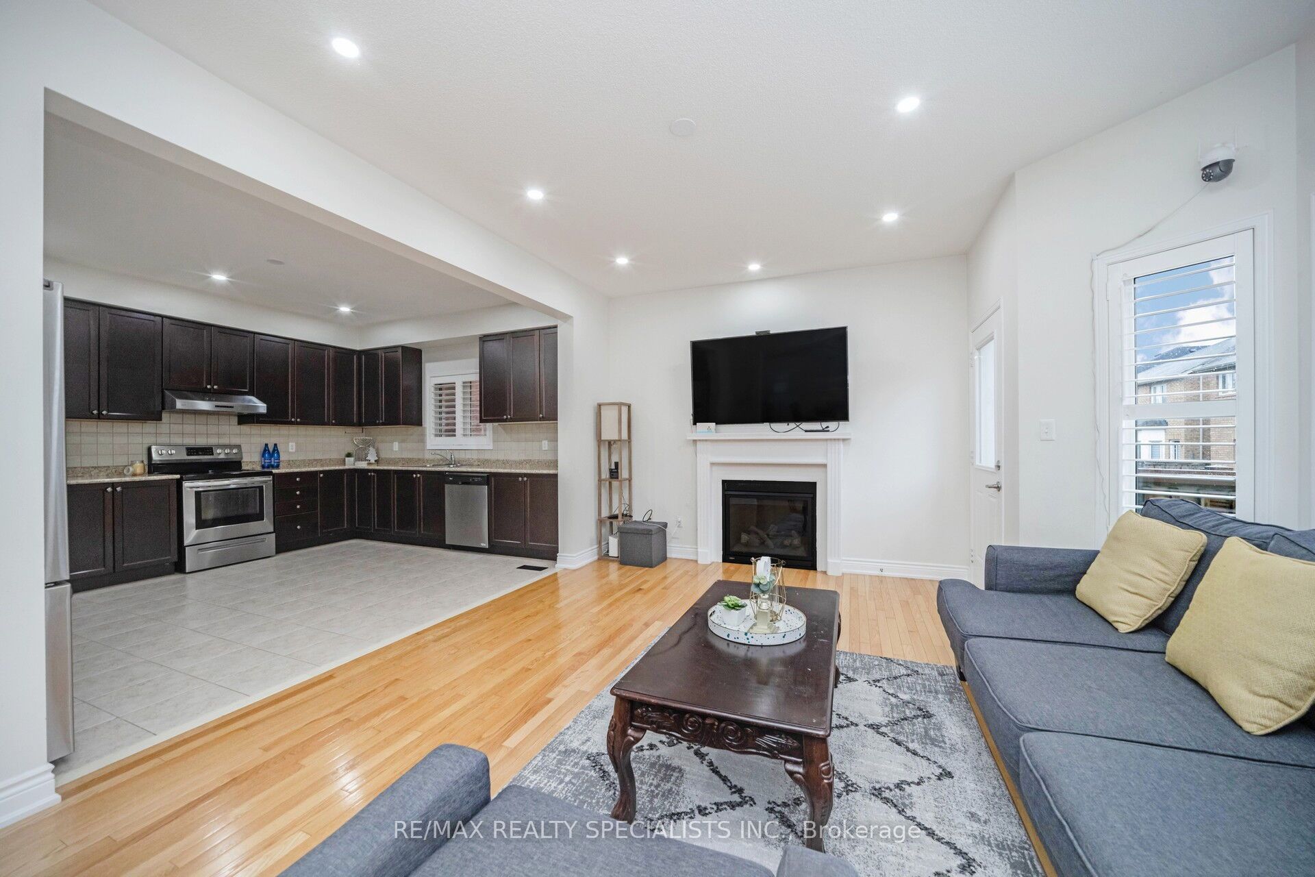 227 Valleyway Drive Property Photo 13