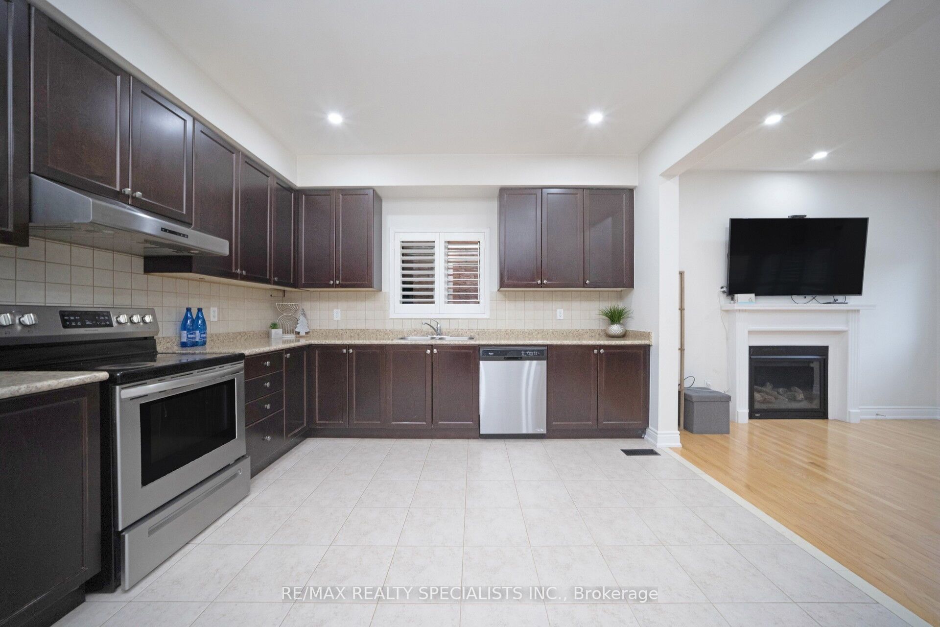 227 Valleyway Drive Property Photo 17