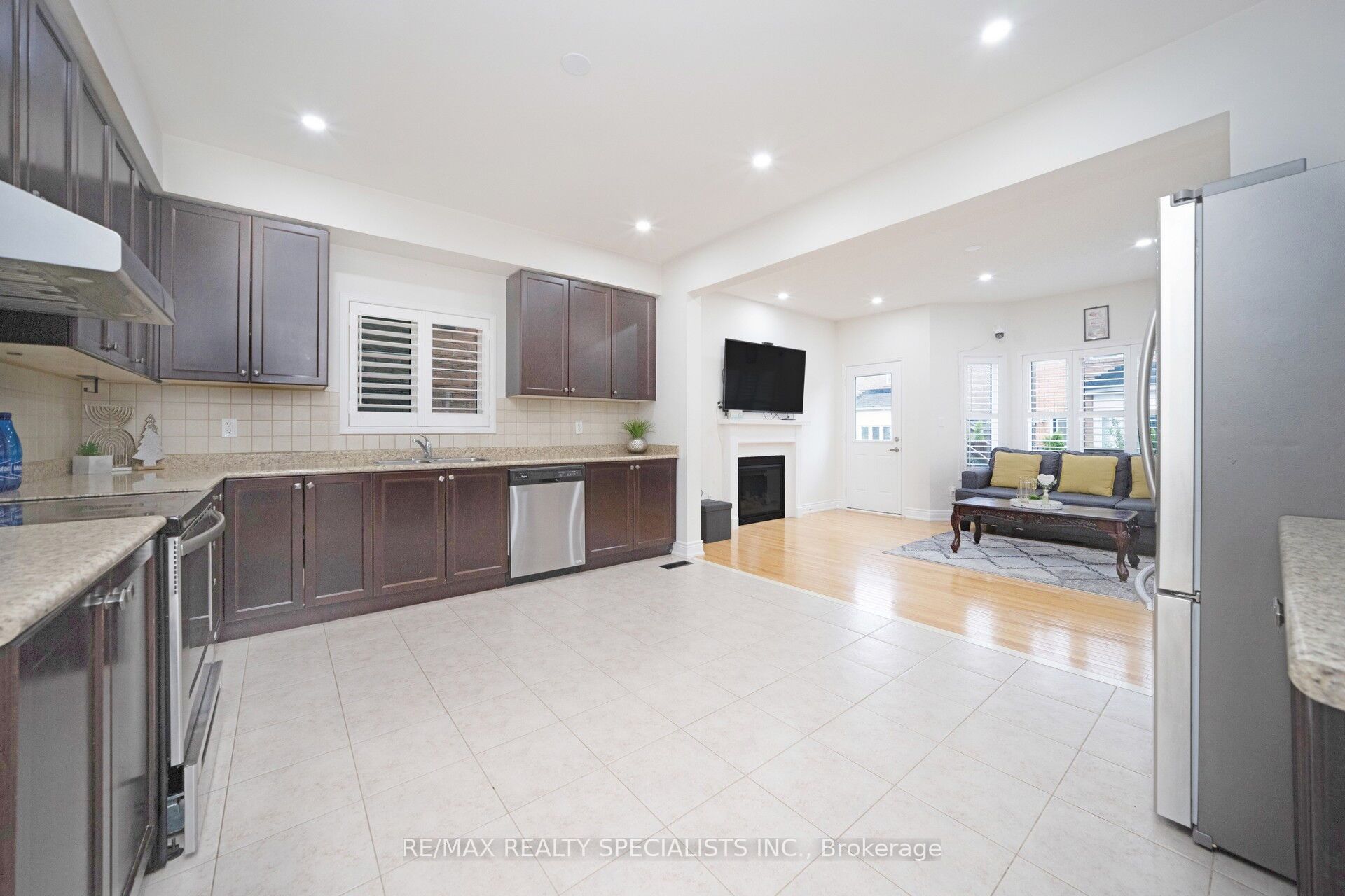 227 Valleyway Drive Property Photo 18