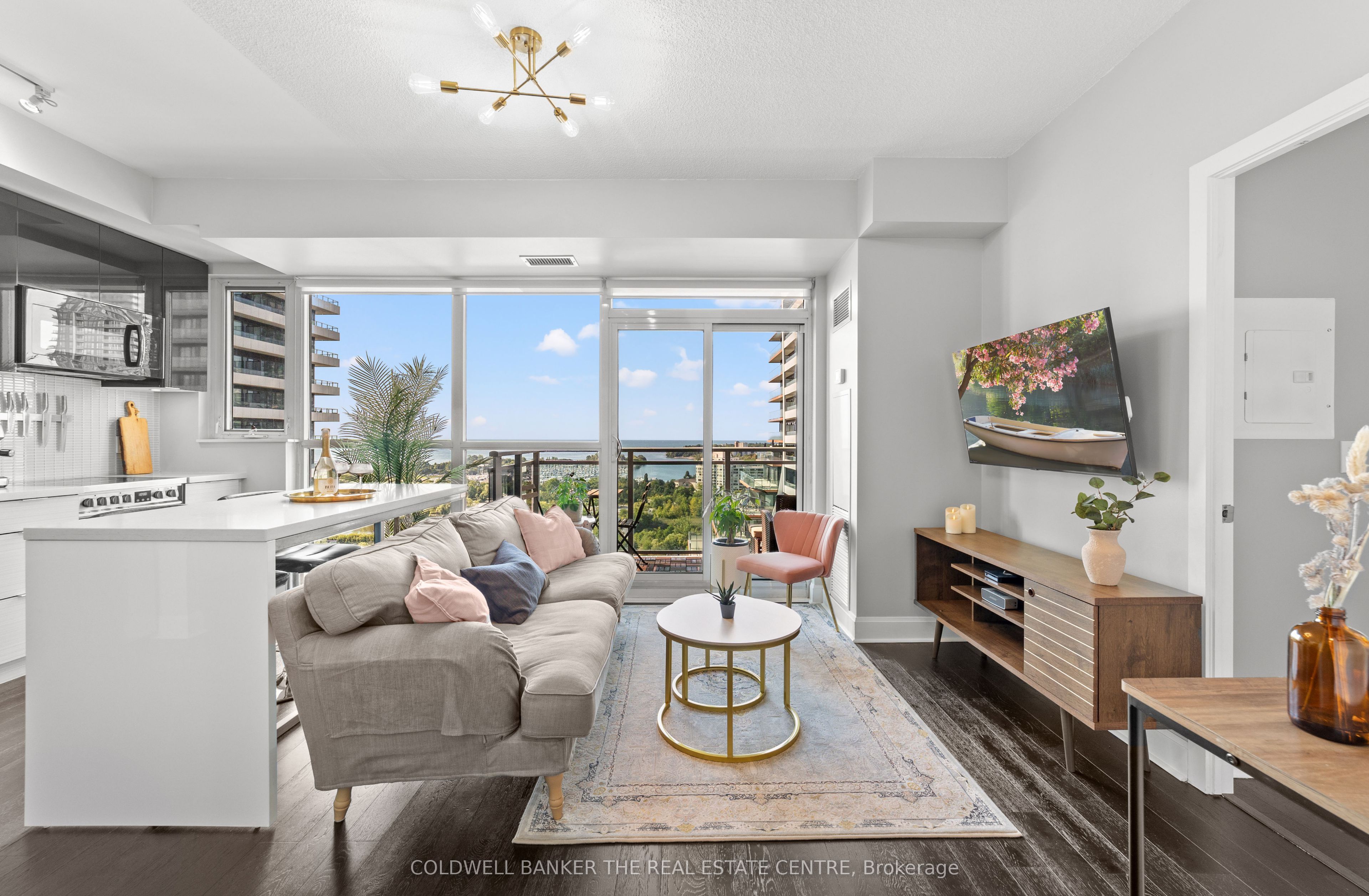 #1611 - 33 Shore Breeze Drive Property Photo 1