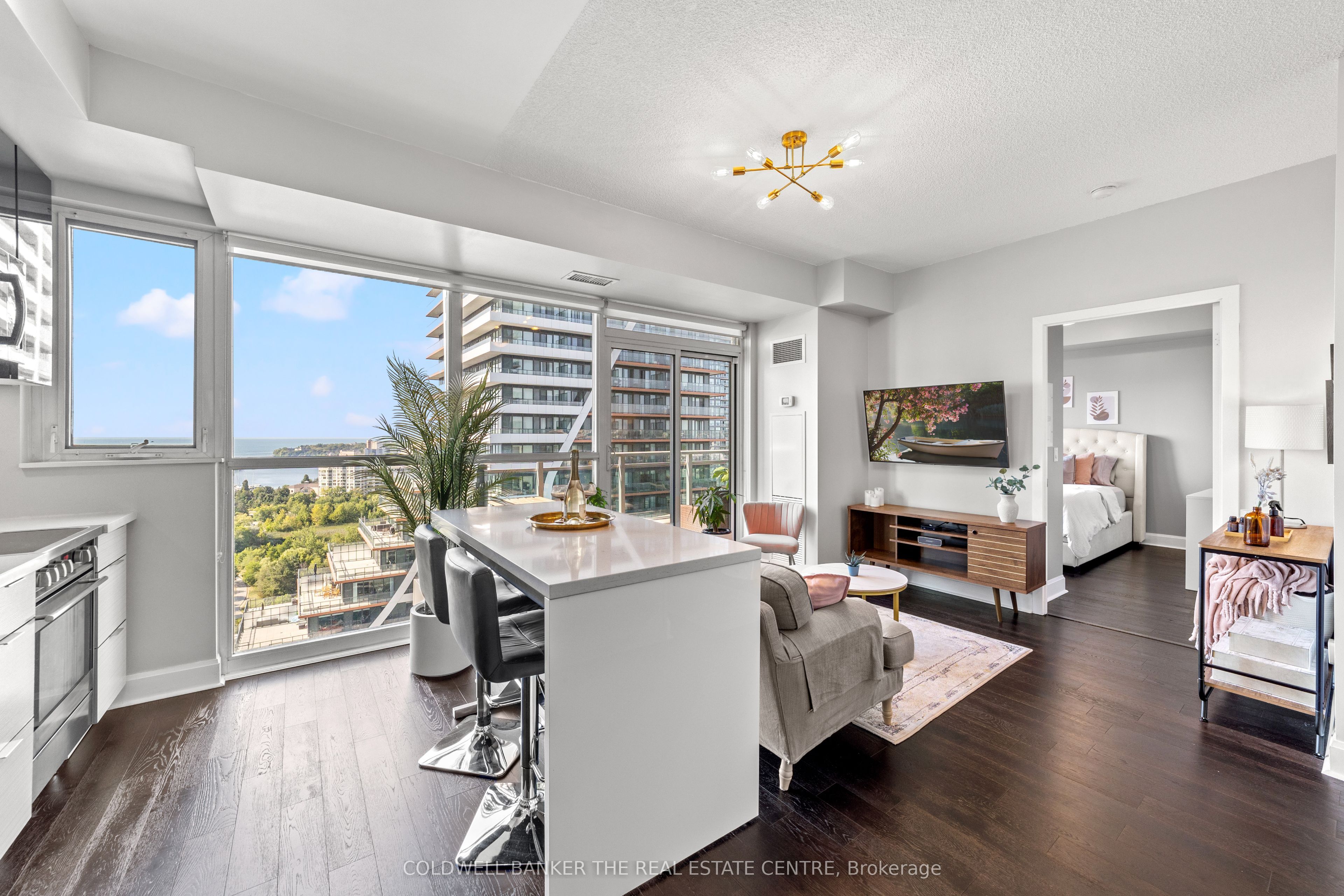 #1611 - 33 Shore Breeze Drive Property Photo 28