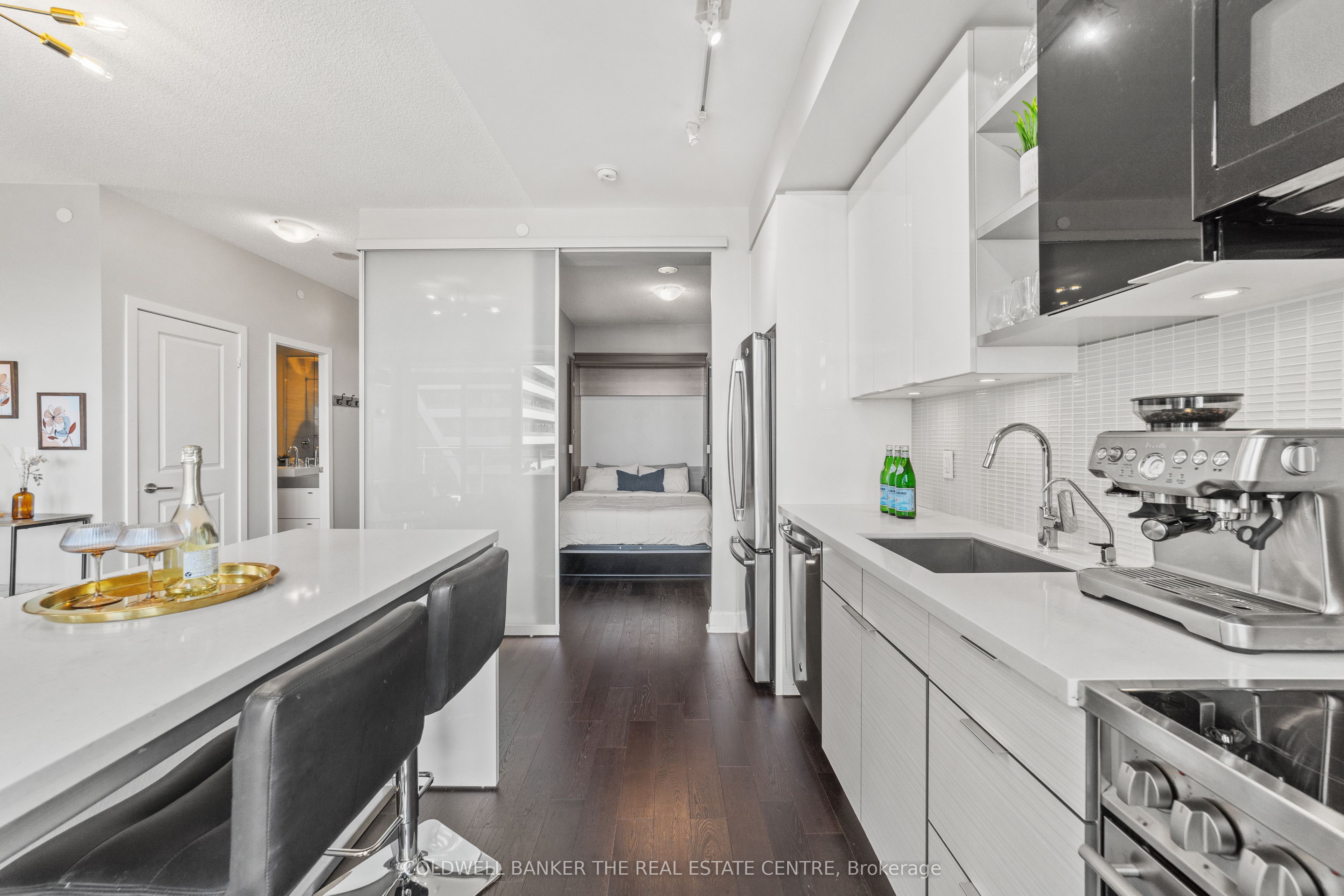 #1611 - 33 Shore Breeze Drive Property Photo 34