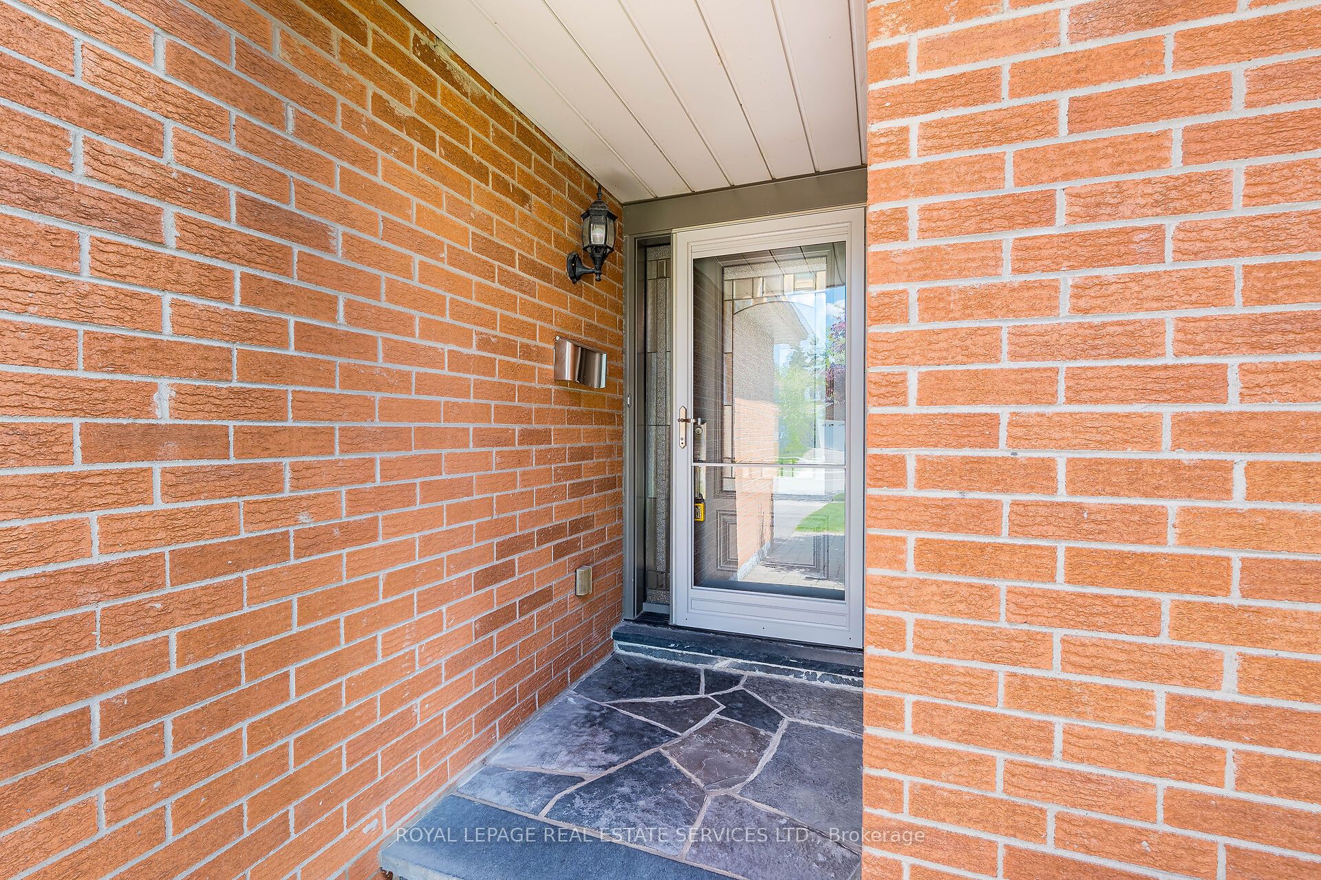 1532 Lovelady Crescent Property Photo 7