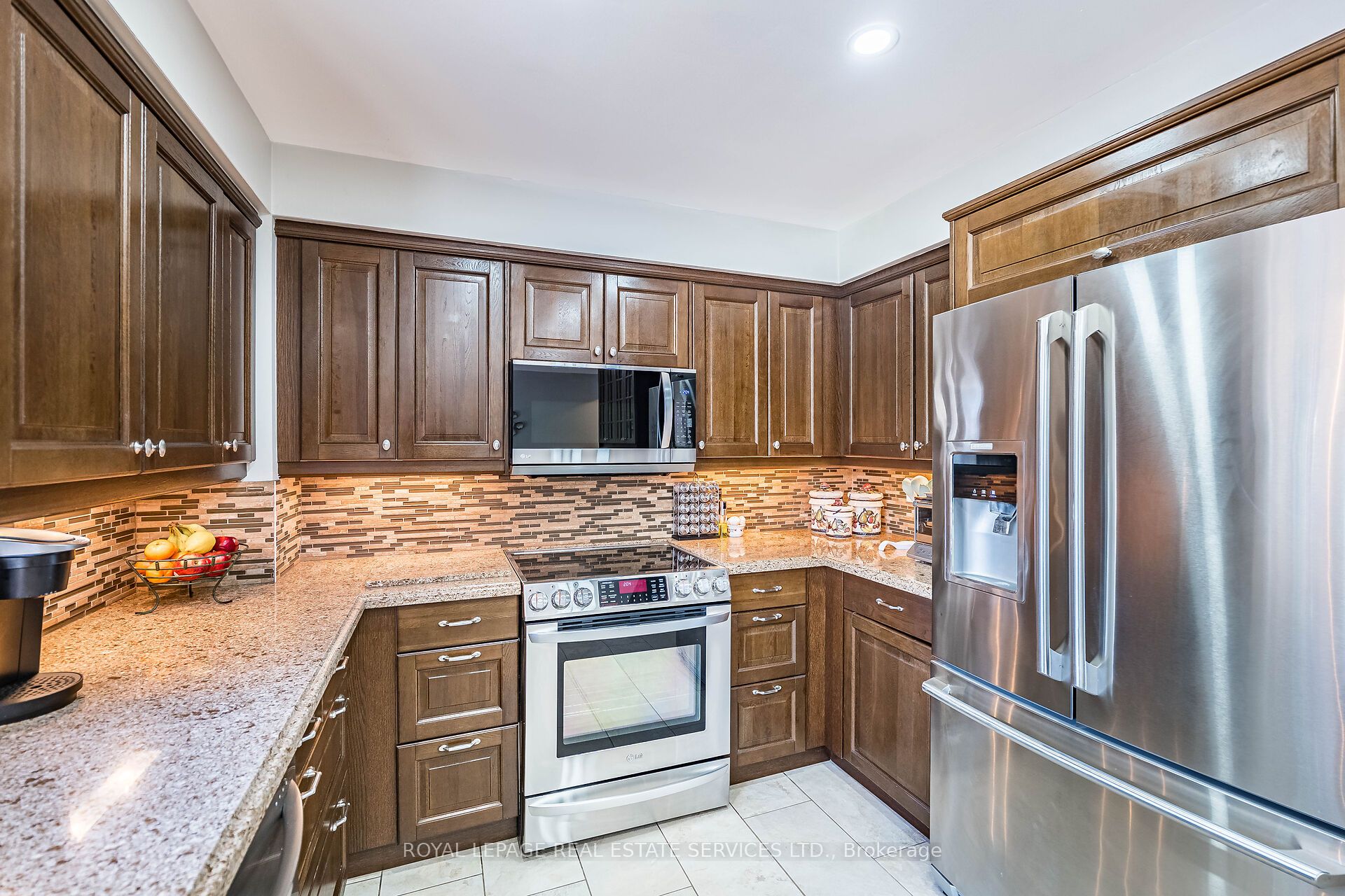1532 Lovelady Crescent Property Photo 16