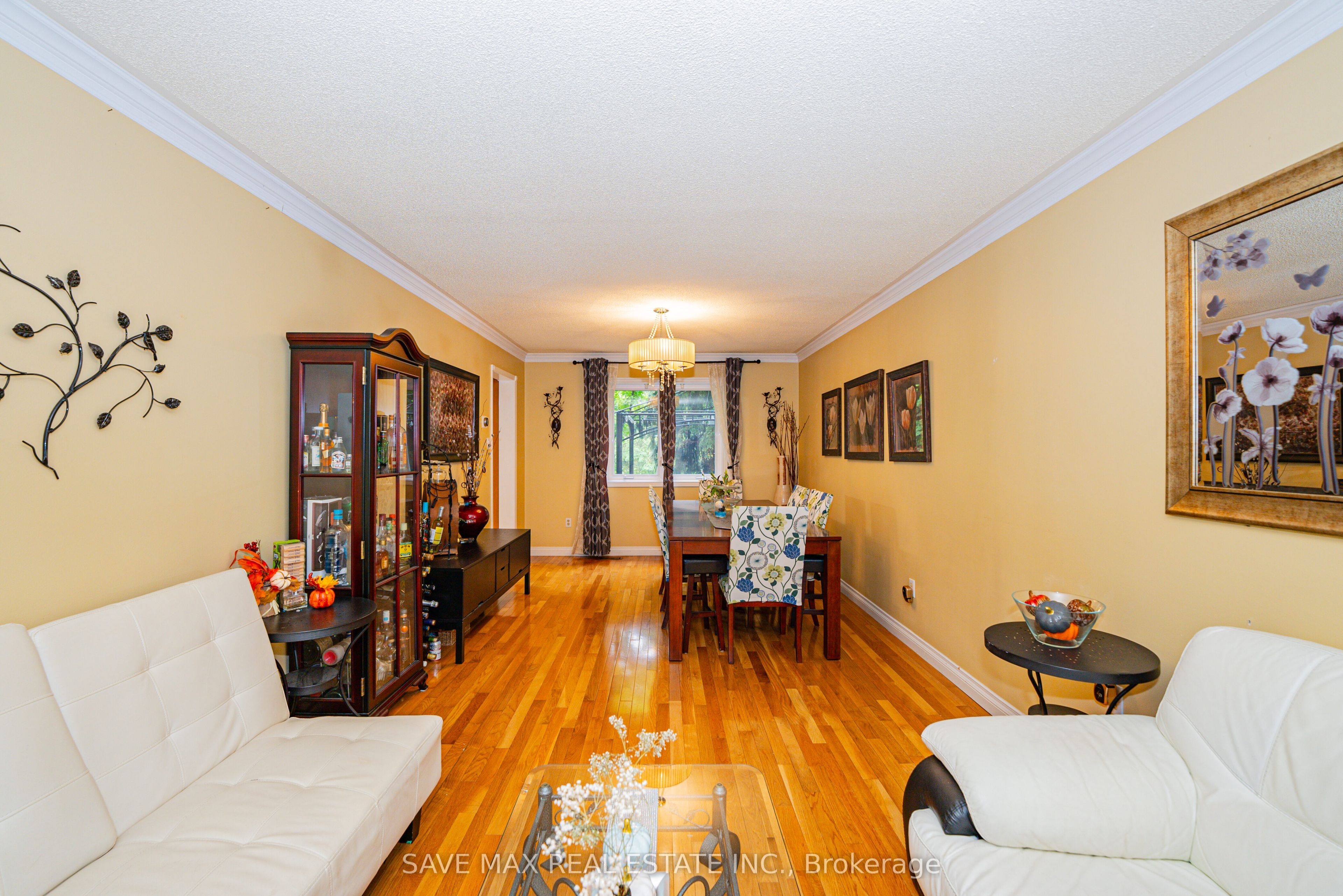 62 Laurelcrest Street Property Photo 5