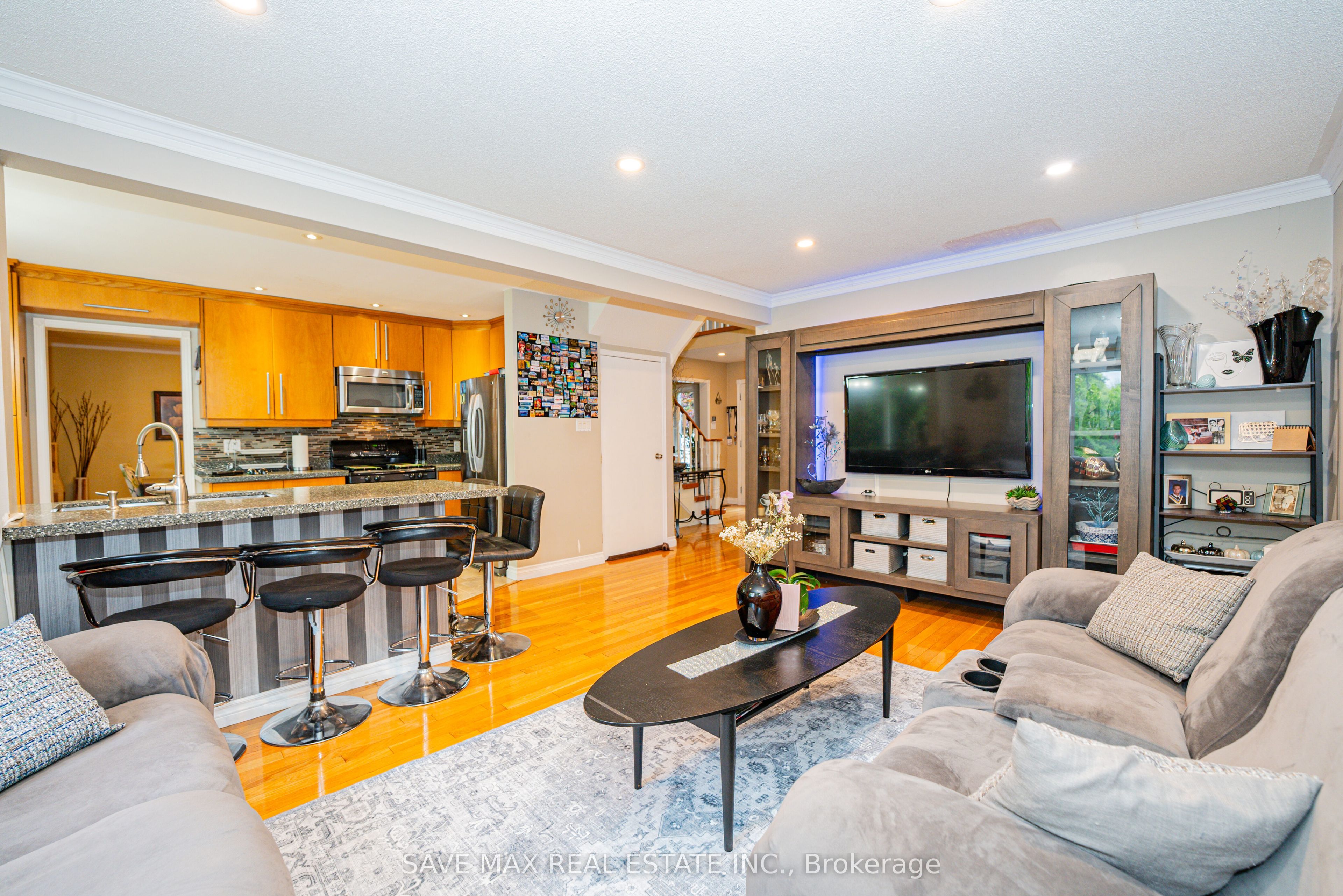 62 Laurelcrest Street Property Photo 10