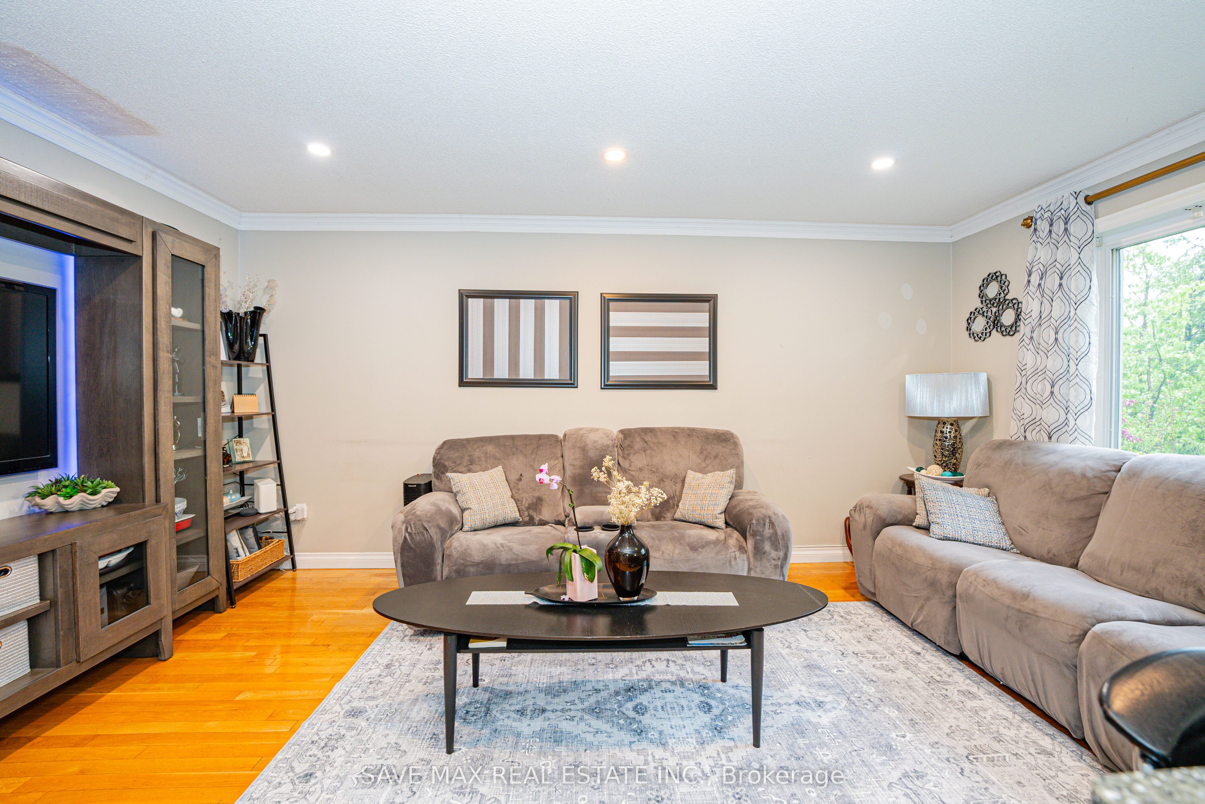 62 Laurelcrest Street Property Photo 11