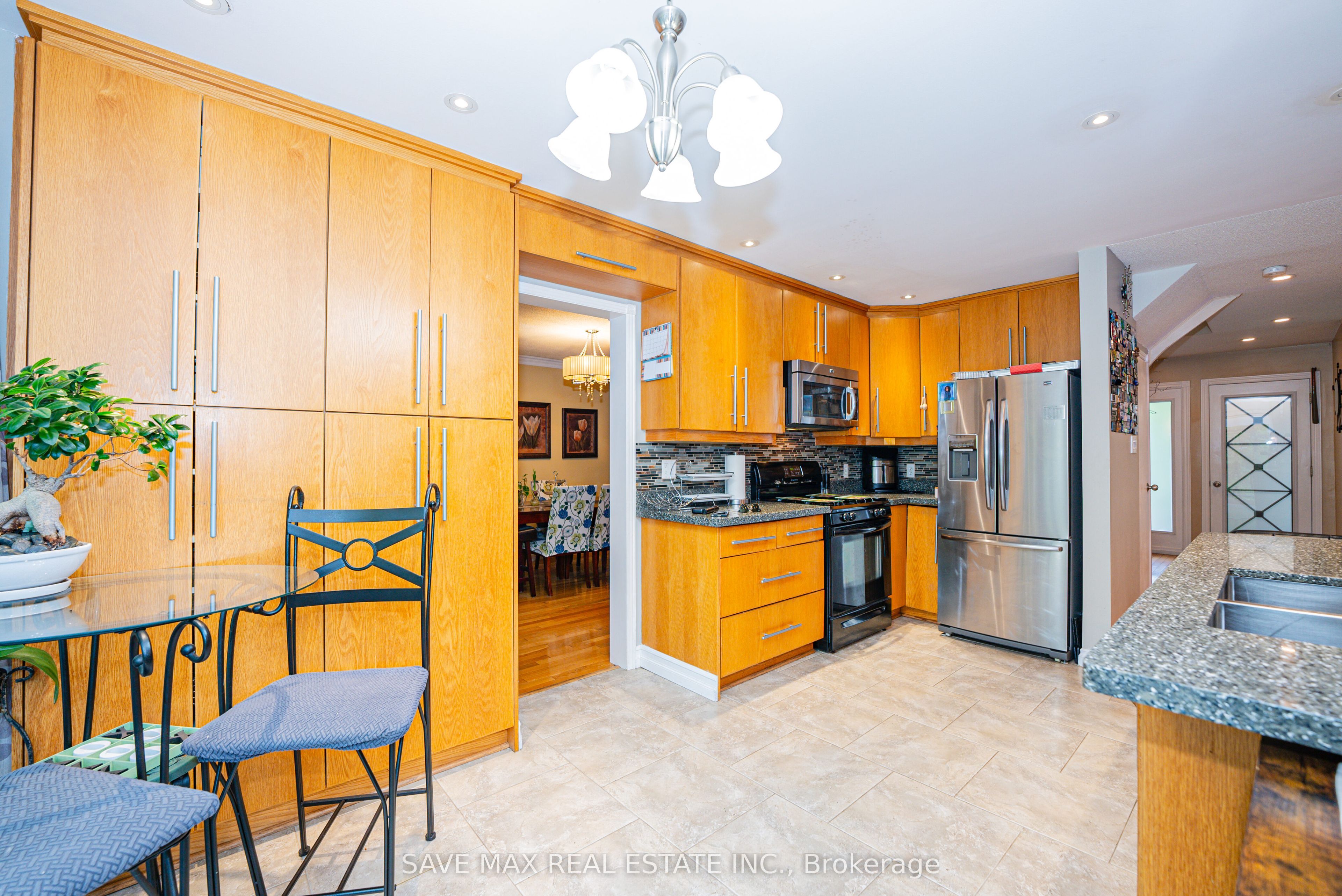 62 Laurelcrest Street Property Photo 16