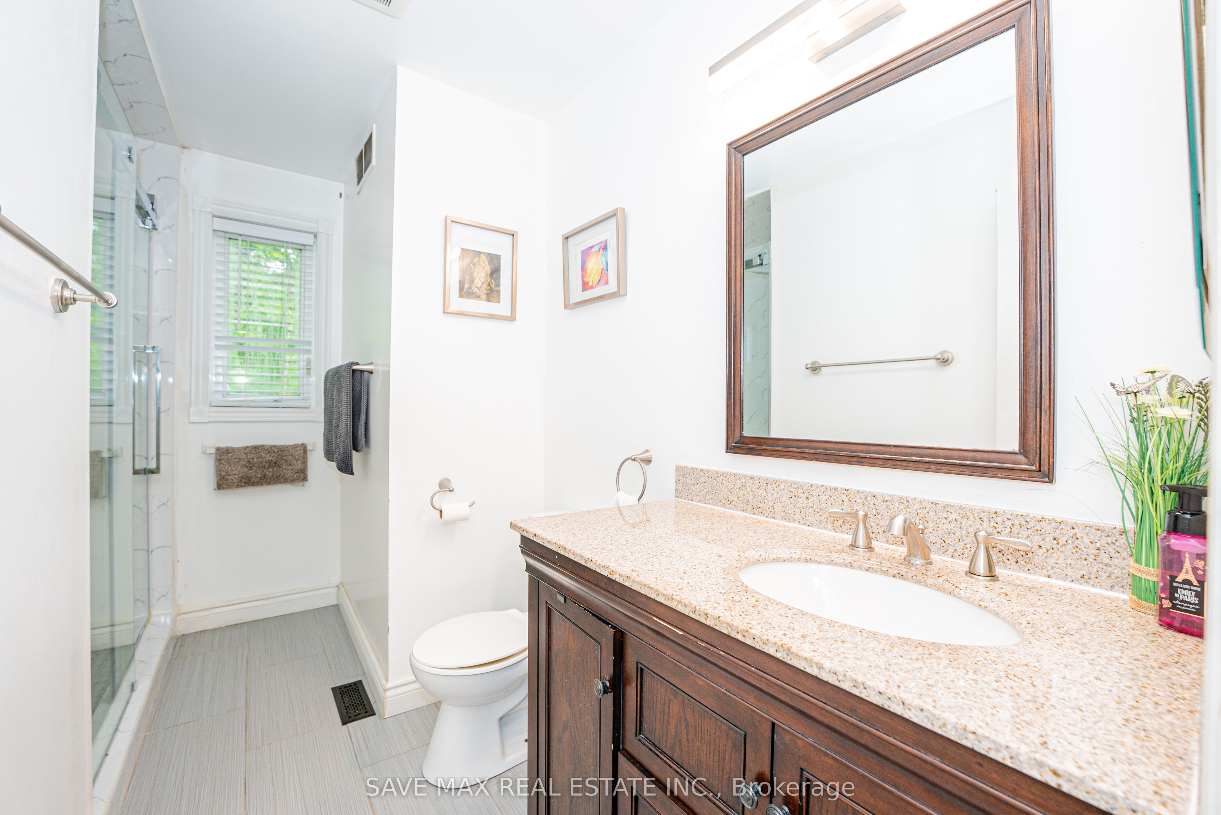 62 Laurelcrest Street Property Photo 28