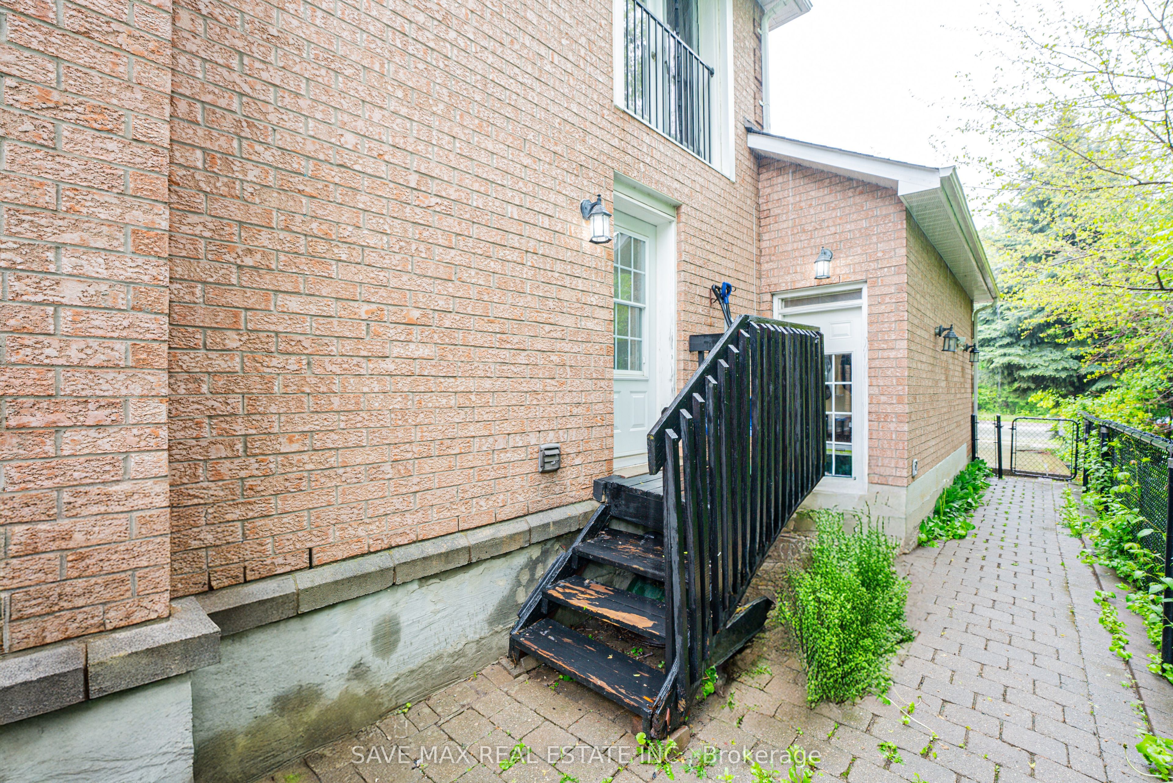62 Laurelcrest Street Property Photo 34