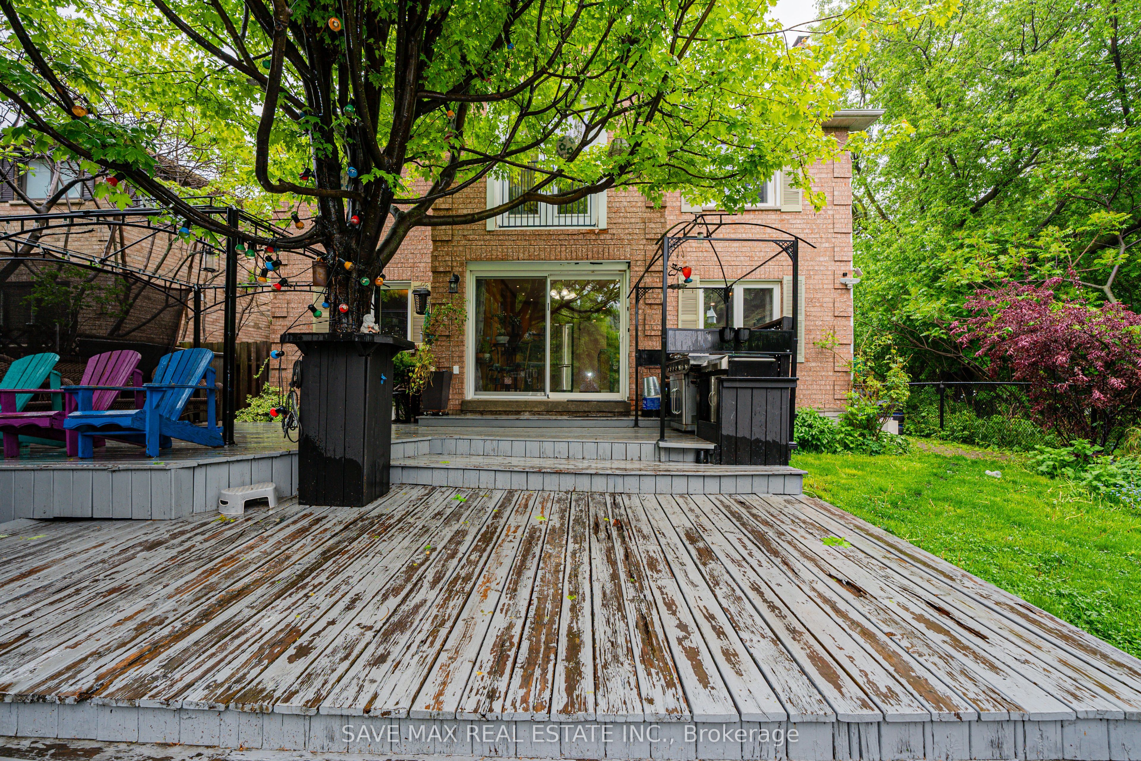 62 Laurelcrest Street Property Photo 37