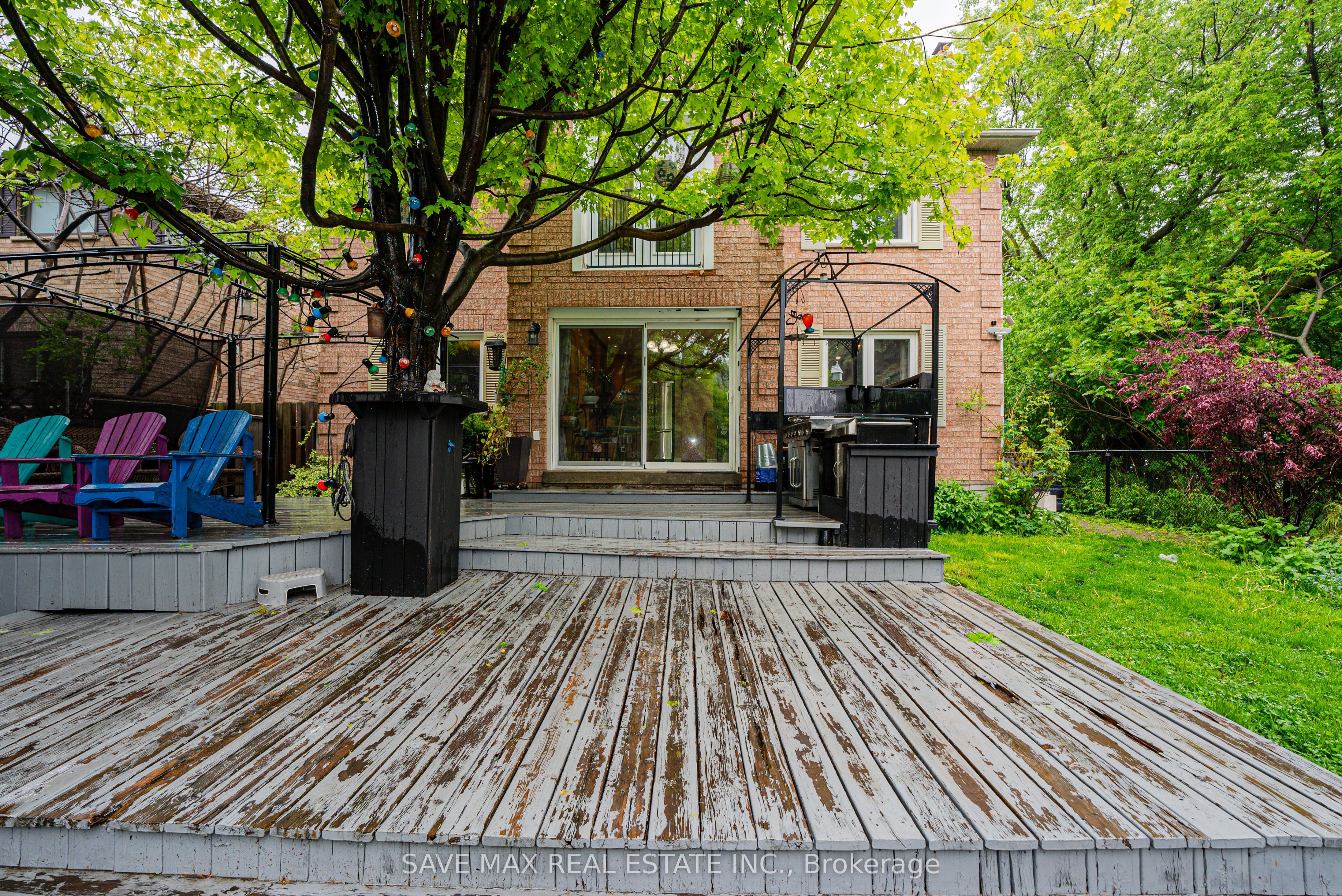 62 Laurelcrest Street Property Photo 42