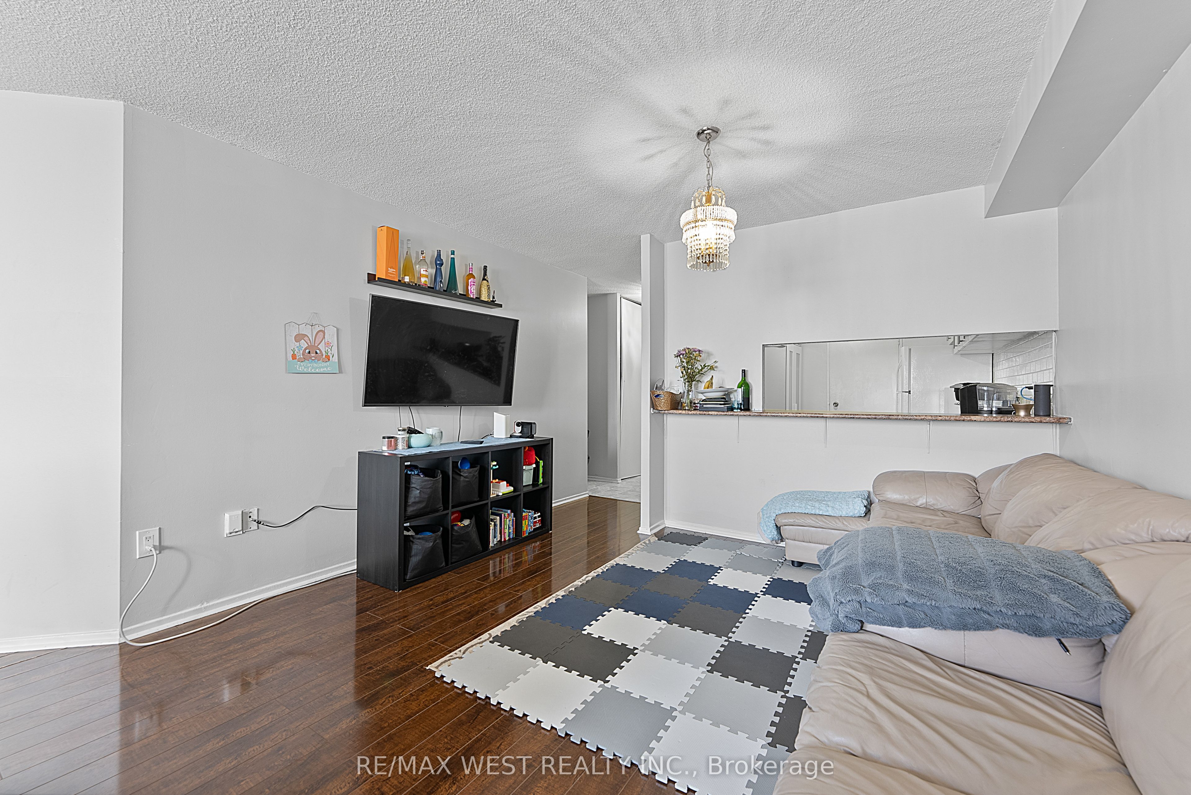 #207 - 238 Albion Road Property Photo 11